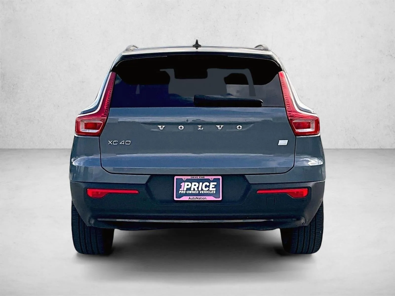 2021 Volvo XC40 Recharge Pure Electric Base photo 4