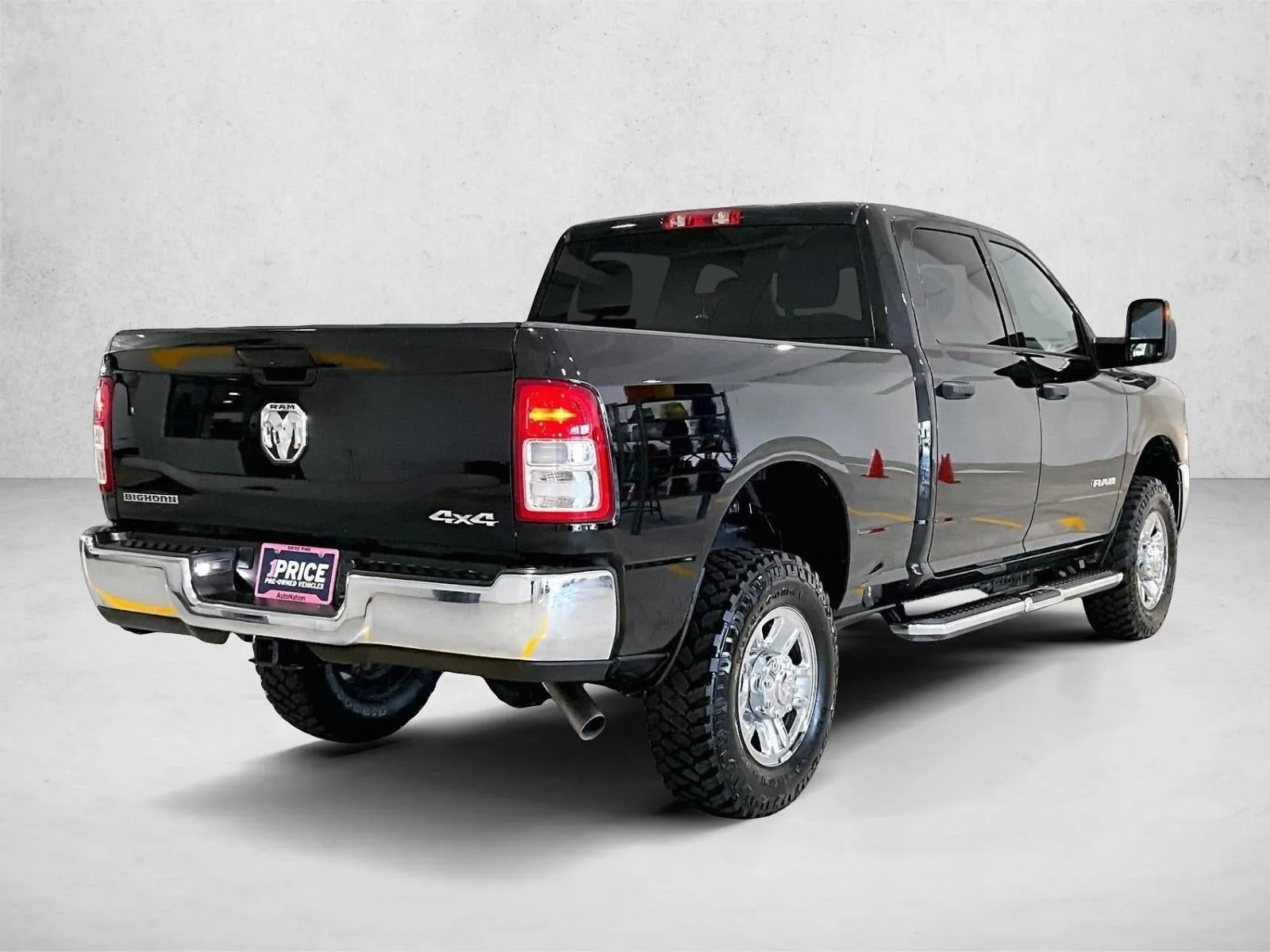 2024 RAM 2500 Big Horn photo 2