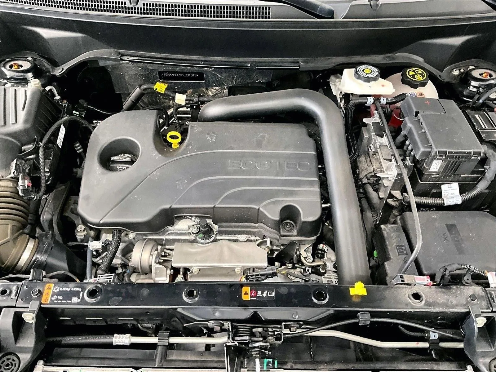 2023 Chevrolet Equinox LS photo 11