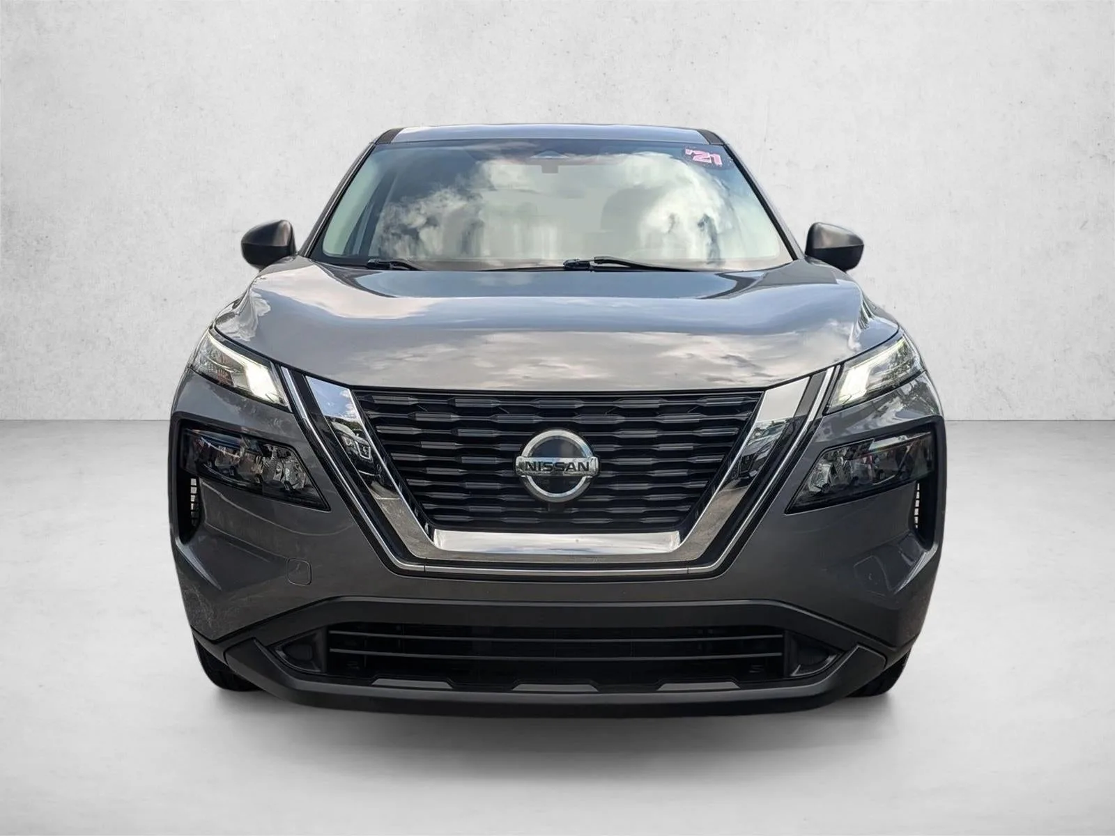 2021 Nissan Rogue FWD S photo 2