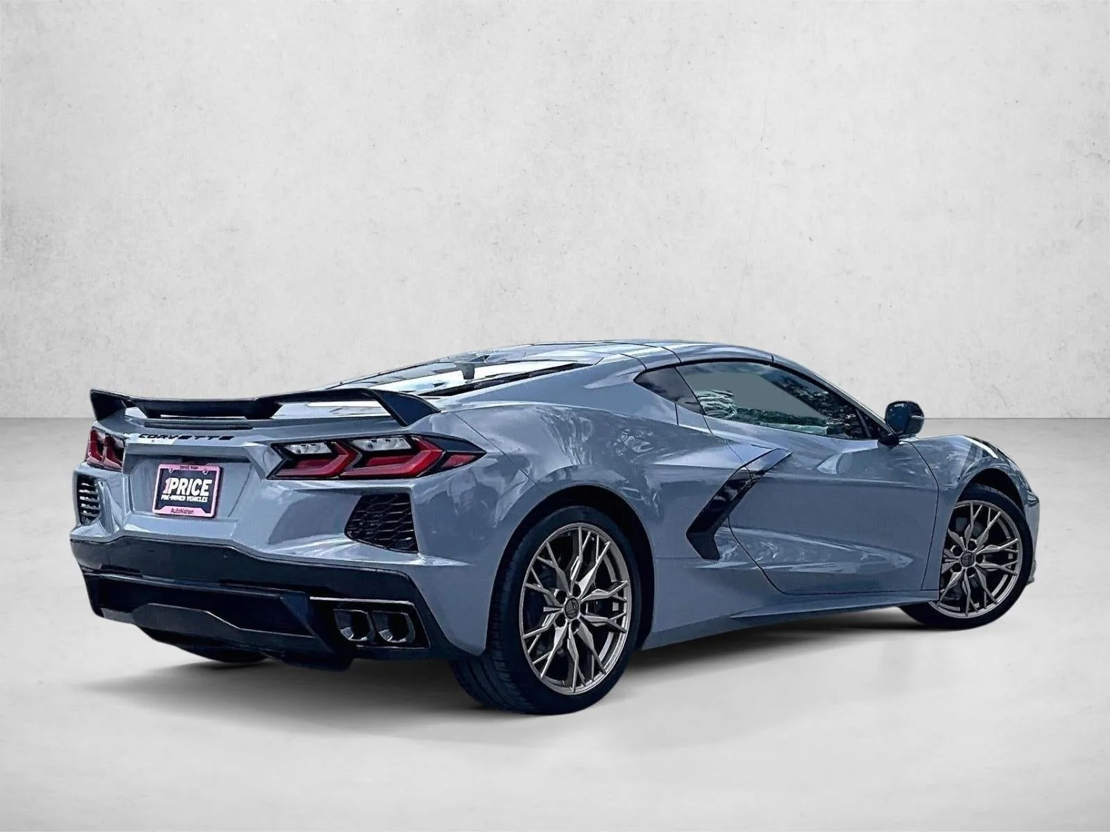 2024 Chevrolet Corvette Stingray 2LT photo 2