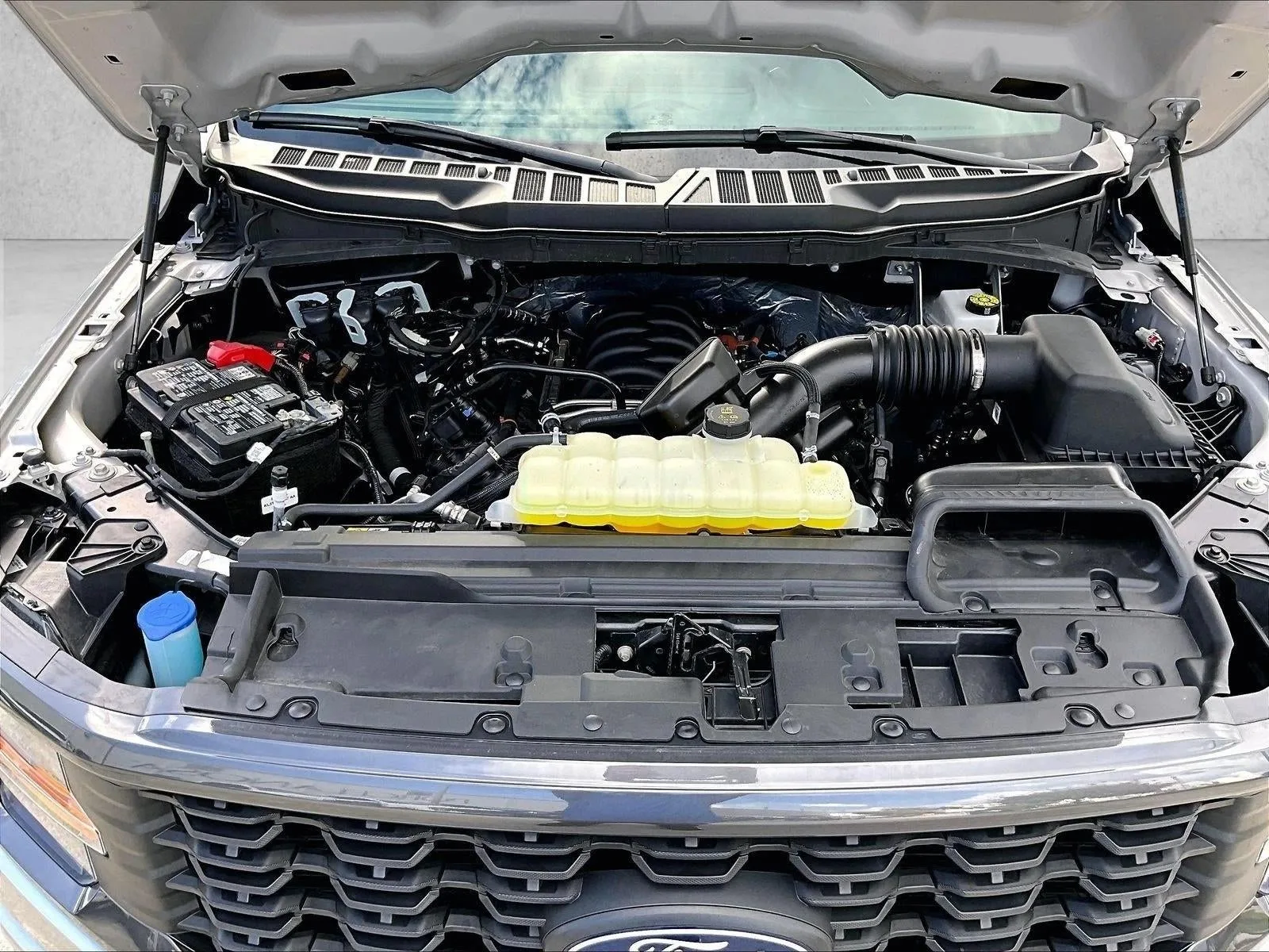 2025 Ford F-150 STX photo 11