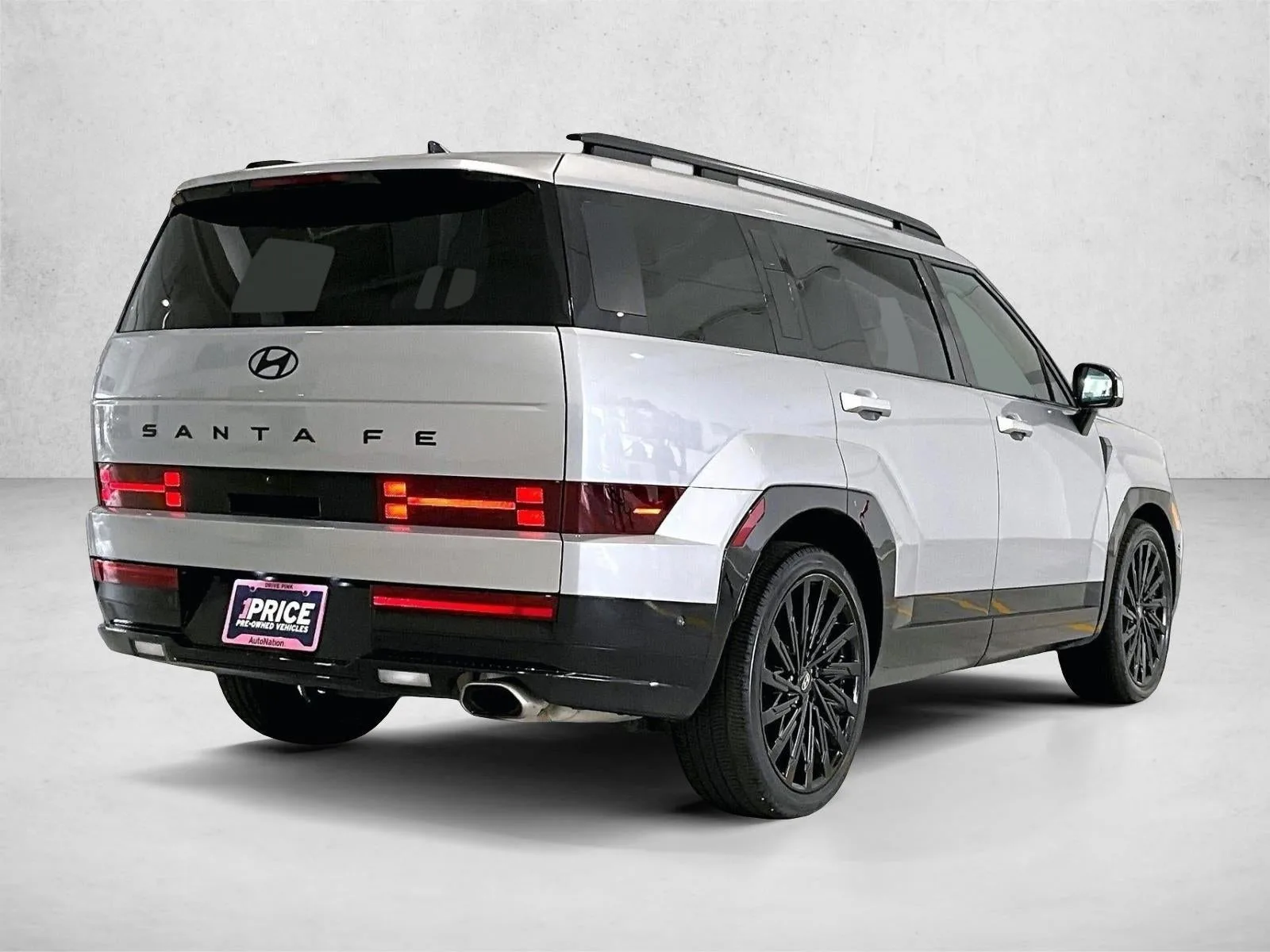 2024 Hyundai Santa Fe Calligraphy photo 2