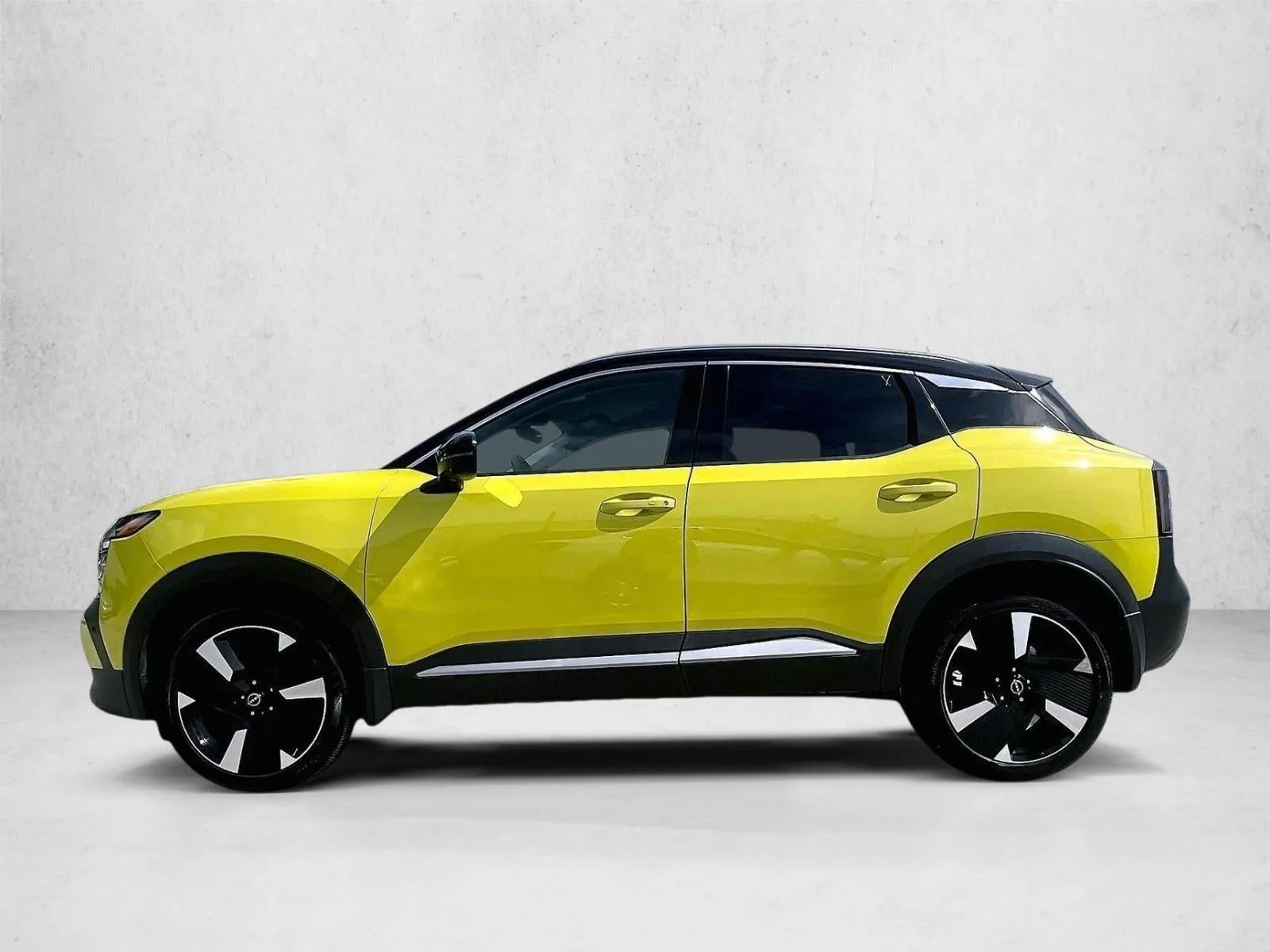 2025 Nissan Kicks SR FWD photo 6