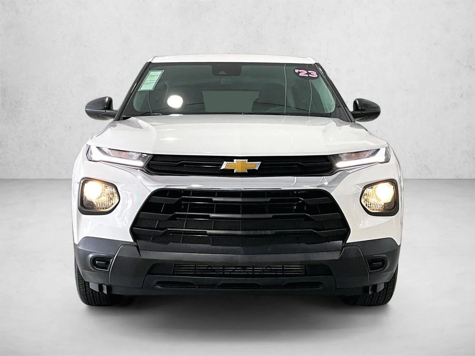 2023 Chevrolet Trailblazer LS photo 3