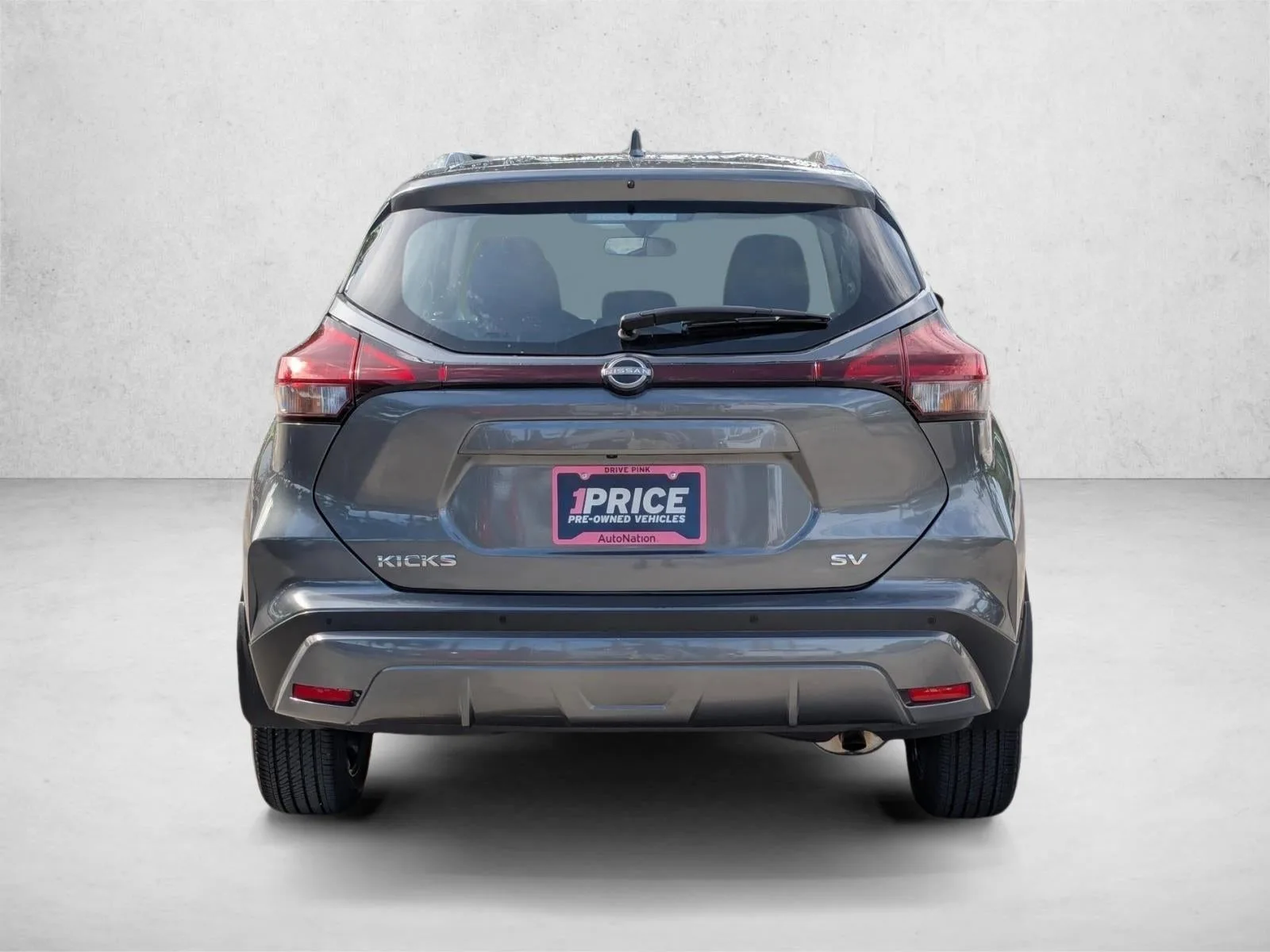 2022 Nissan Kicks SV FWD photo 7