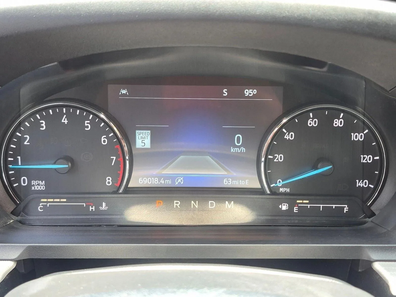 2020 Ford Explorer XLT 4WD photo 10