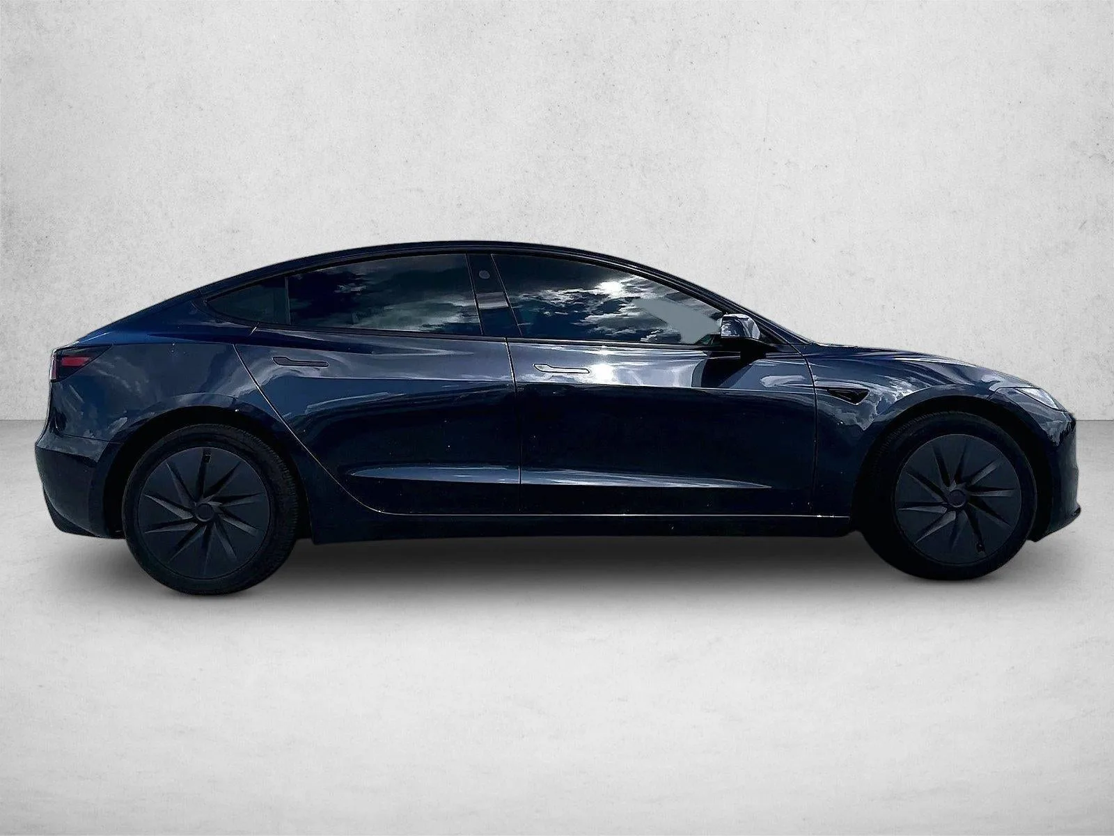 2026 Tesla Model 3 Premium photo 5