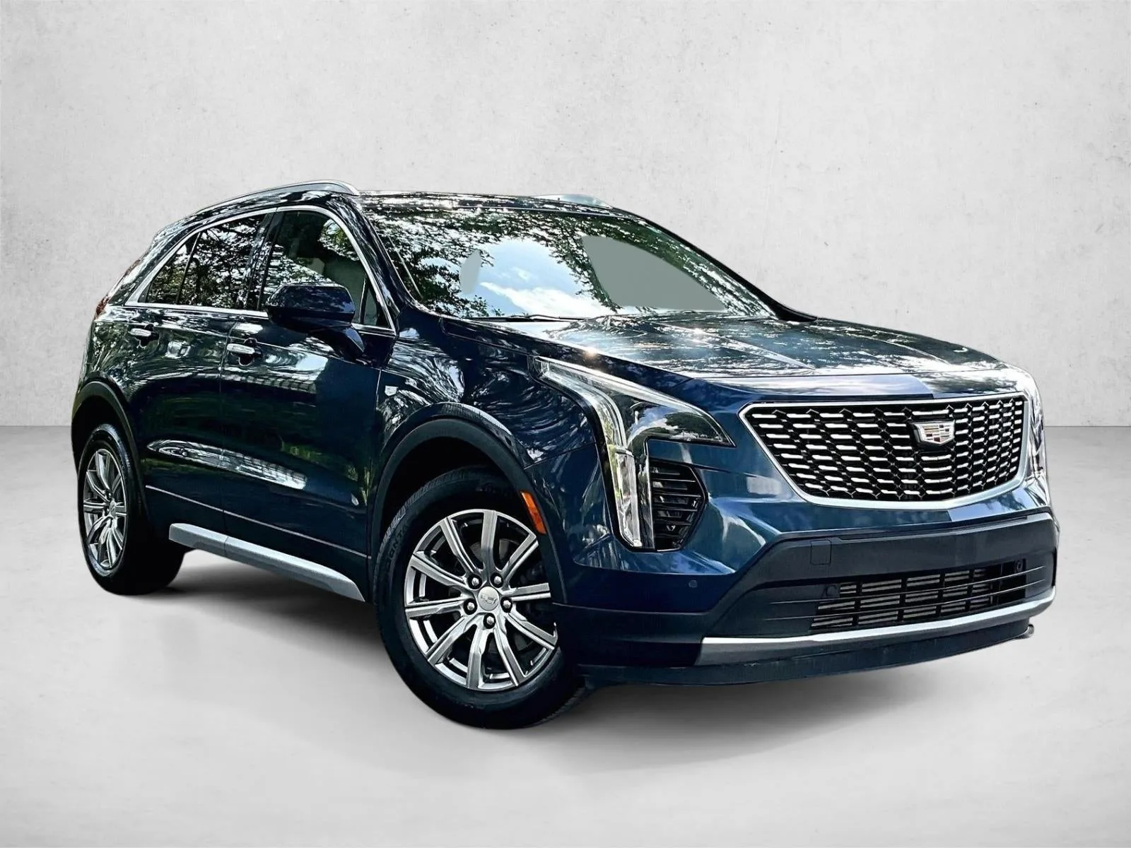 2019 Cadillac XT4 FWD Premium Luxury photo 12