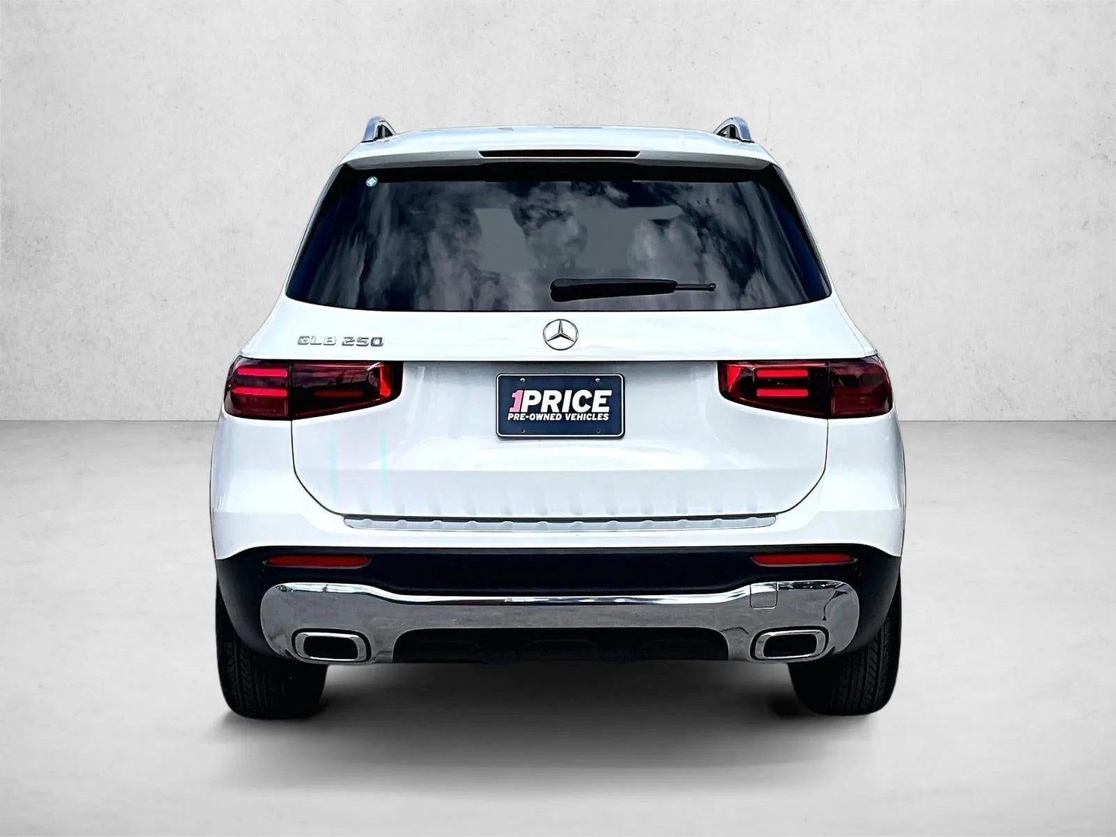 2025 Mercedes-Benz GLB 250 GLB 250 photo 4