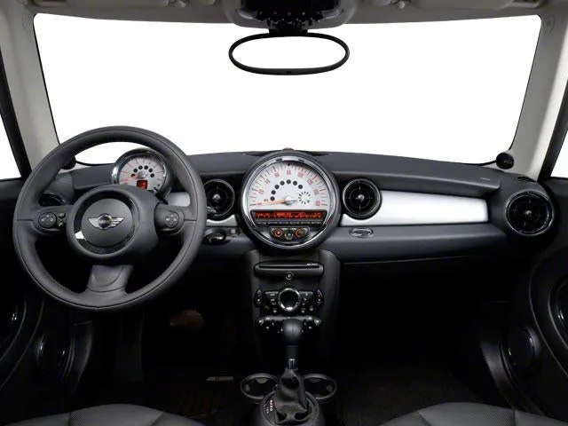 2013 MINI Cooper S Clubman S photo 10