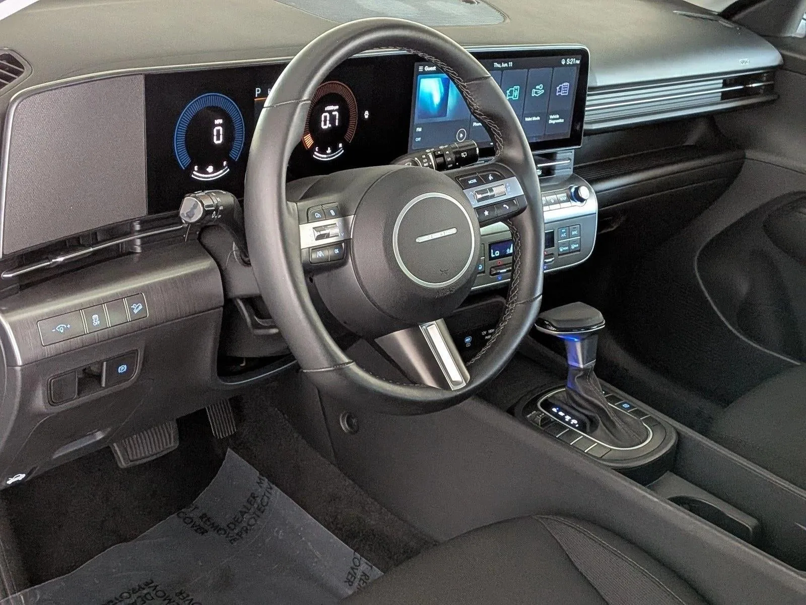 2025 Hyundai KONA SEL FWD photo 9