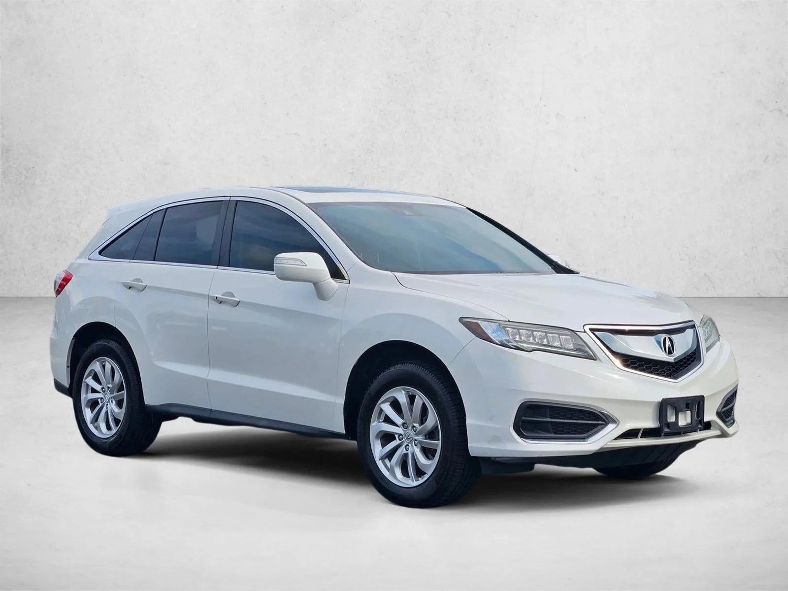 2016 Acura RDX FWD with Technology Package photo 3