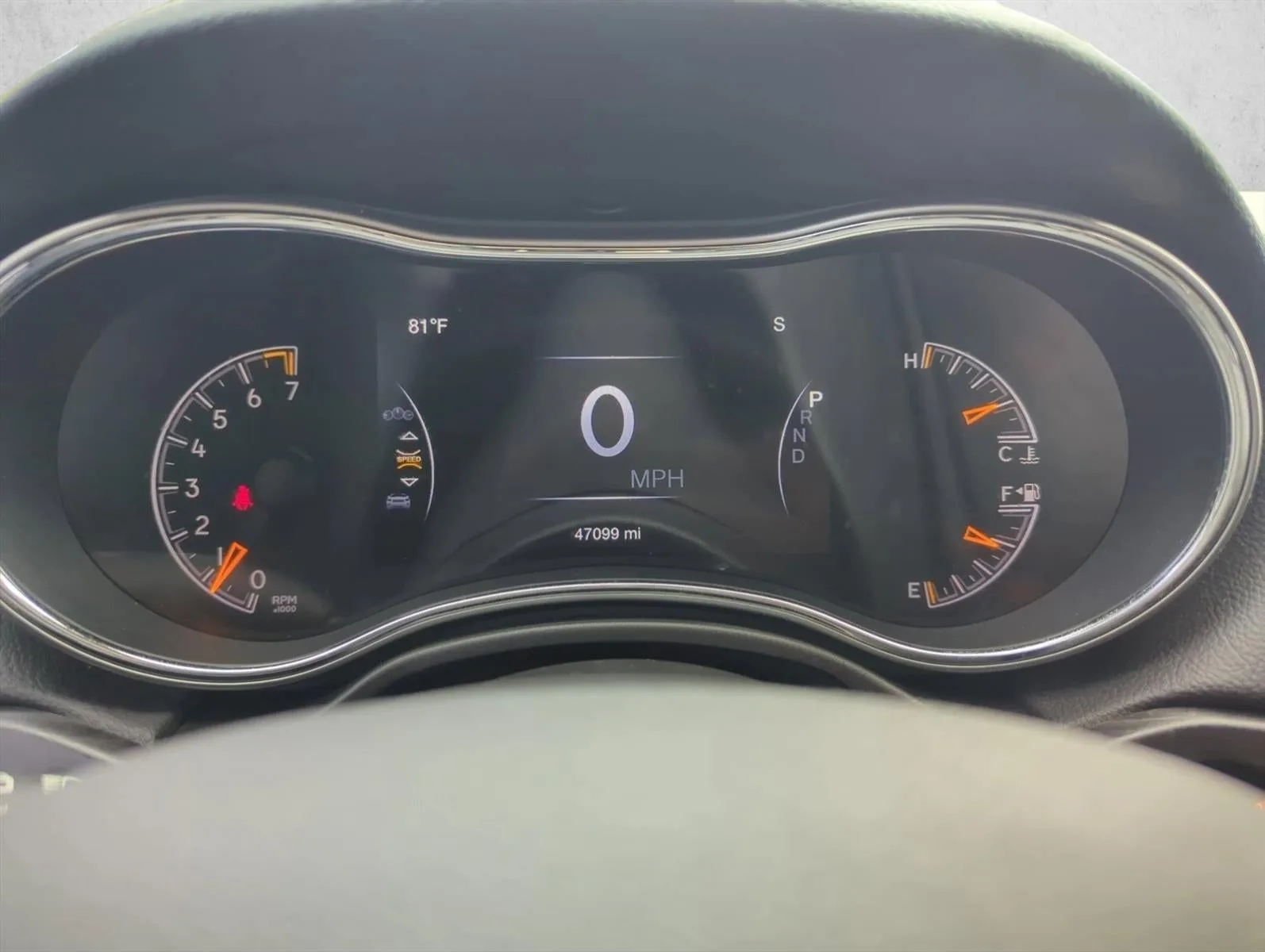 2019 Jeep Grand Cherokee Altitude 4x2 photo 6