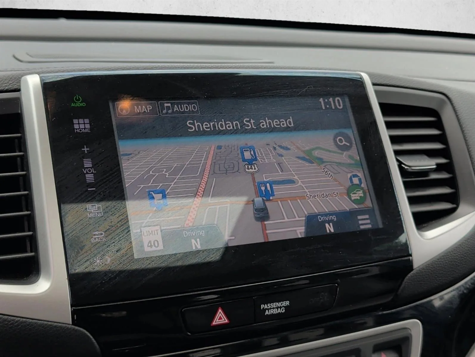 2016 Honda Pilot AWD Touring with DVD Rear Entertainment System and Navigation photo 12
