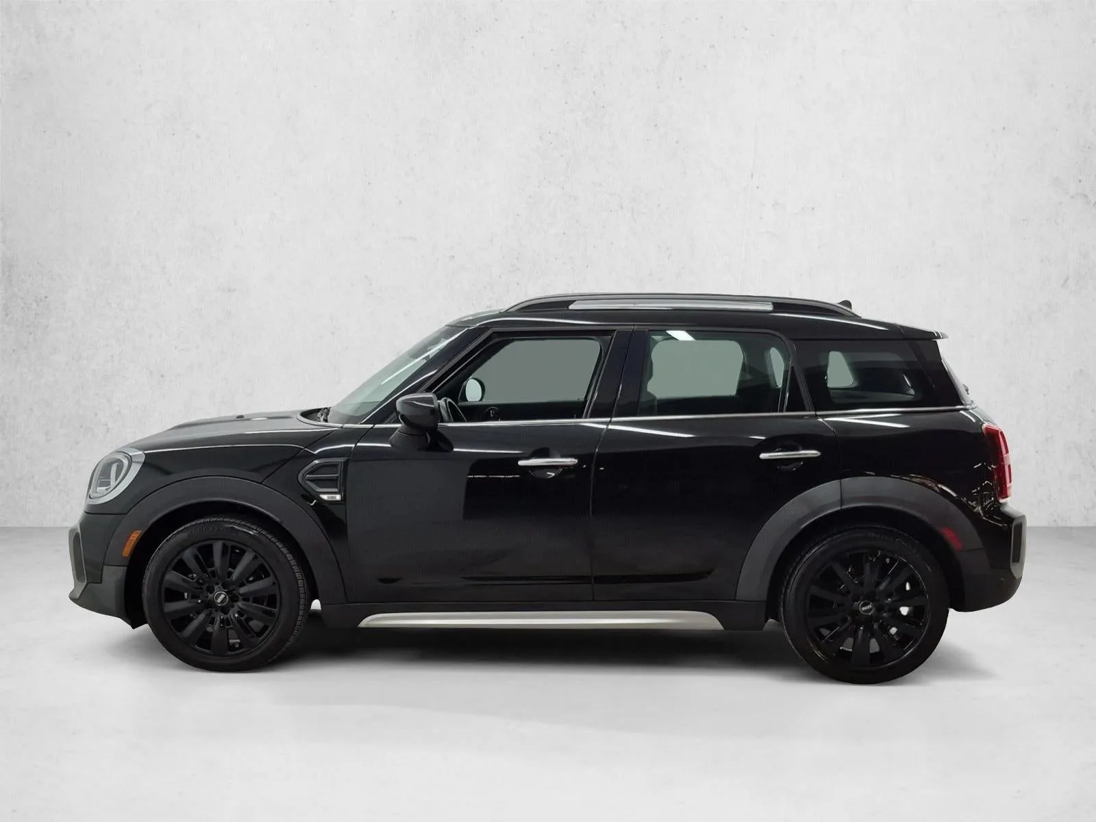 2021 MINI Countryman Oxford Edition photo 9