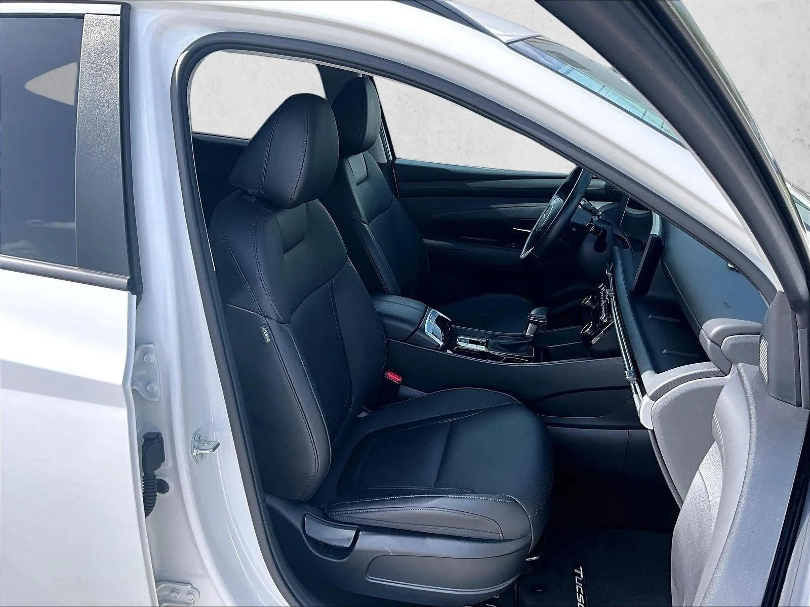 2025 Hyundai Tucson SEL Convenience photo 9
