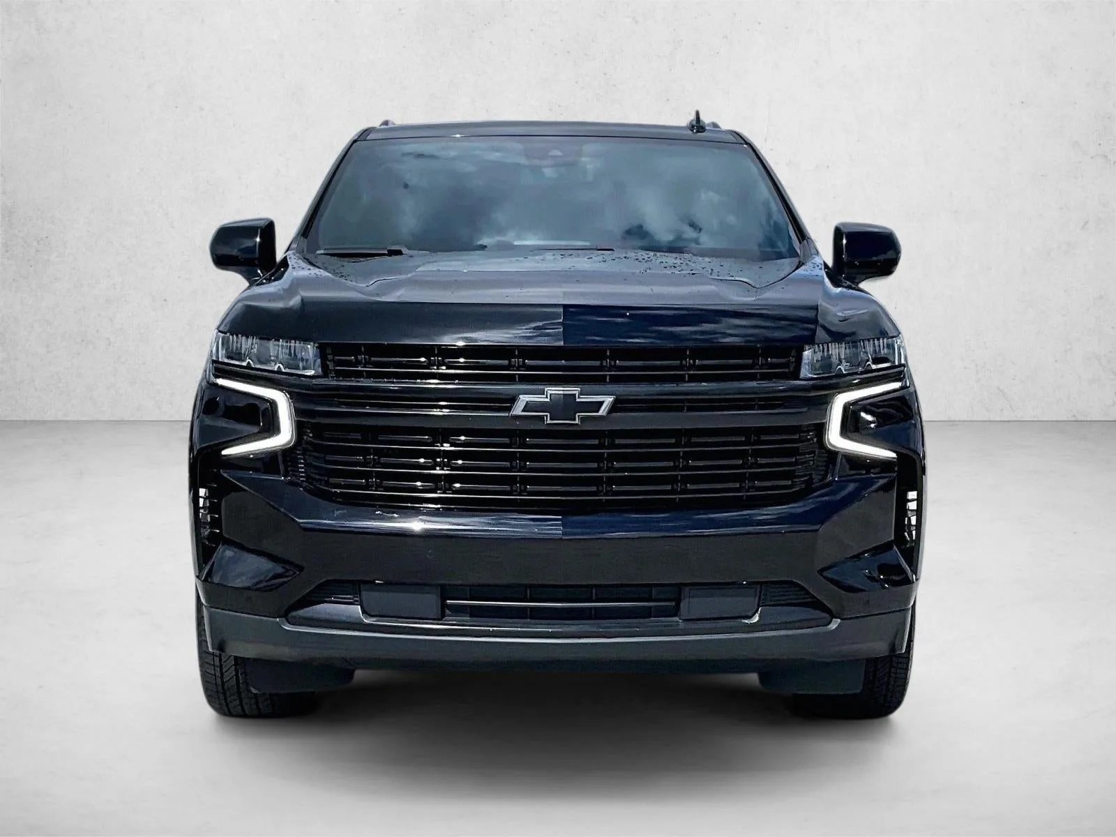 2023 Chevrolet Tahoe LT photo 3