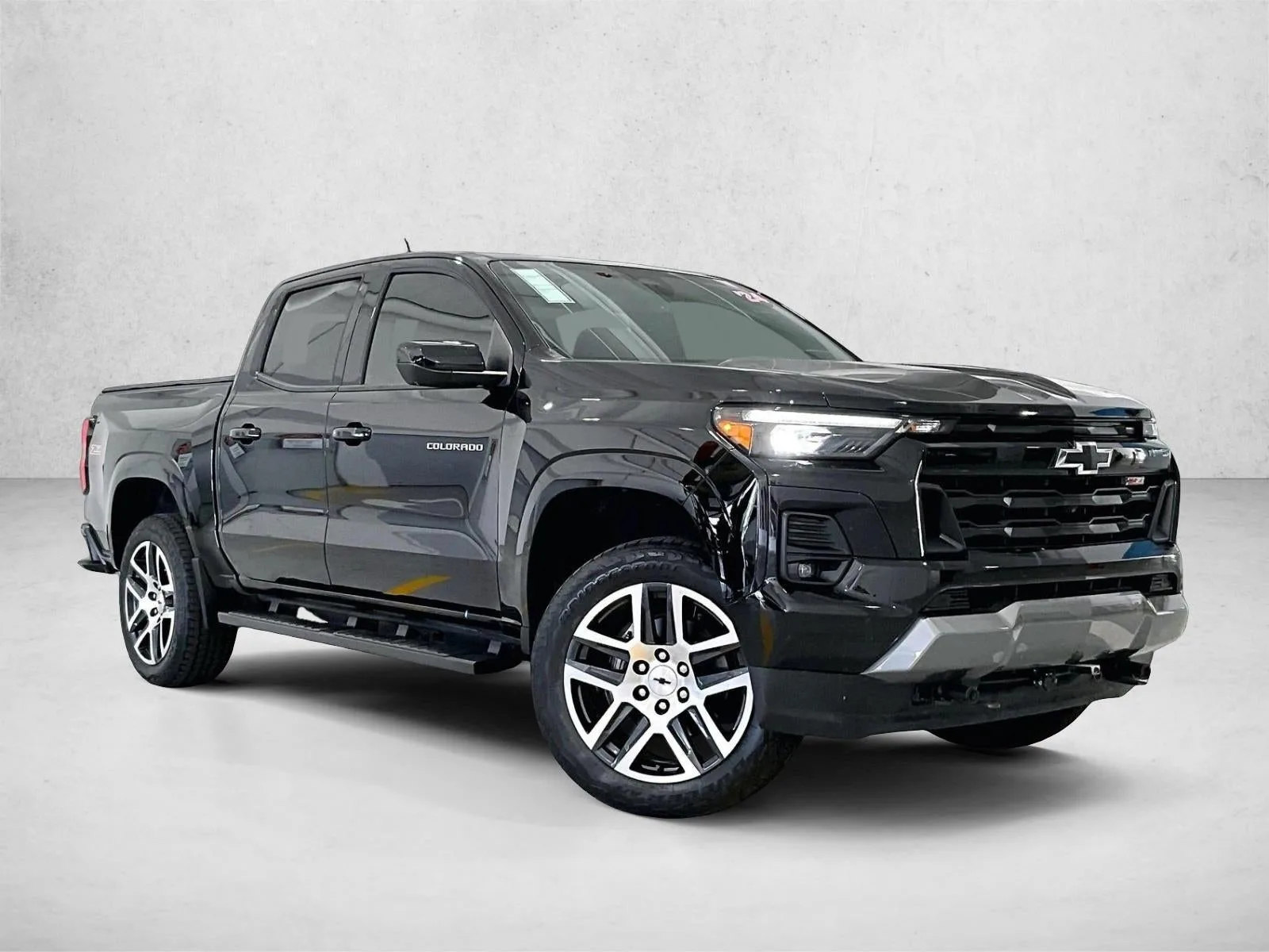 2024 Chevrolet Colorado Z71 photo 12
