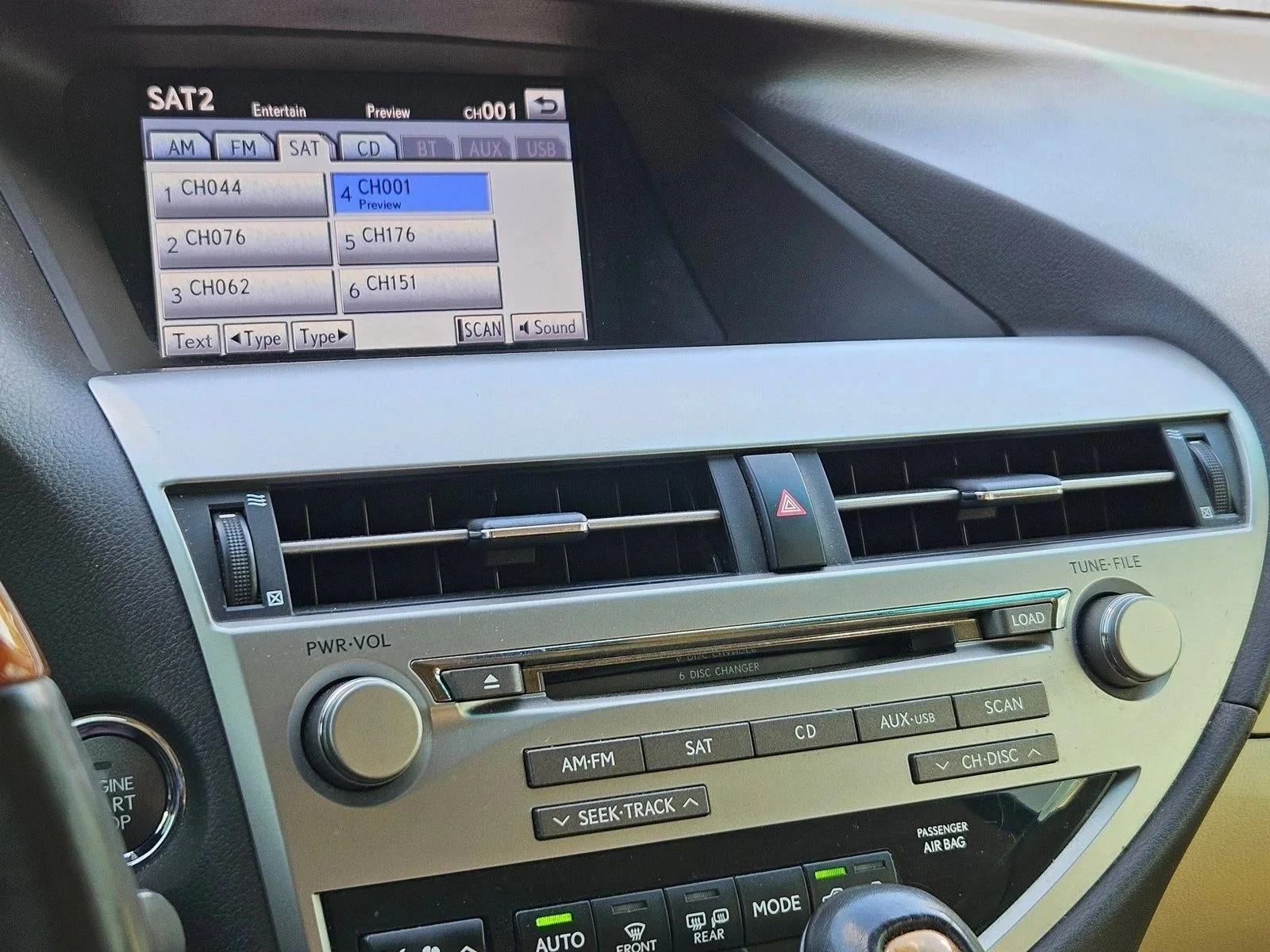 2011 Lexus RX 350 AWD 4dr photo 8
