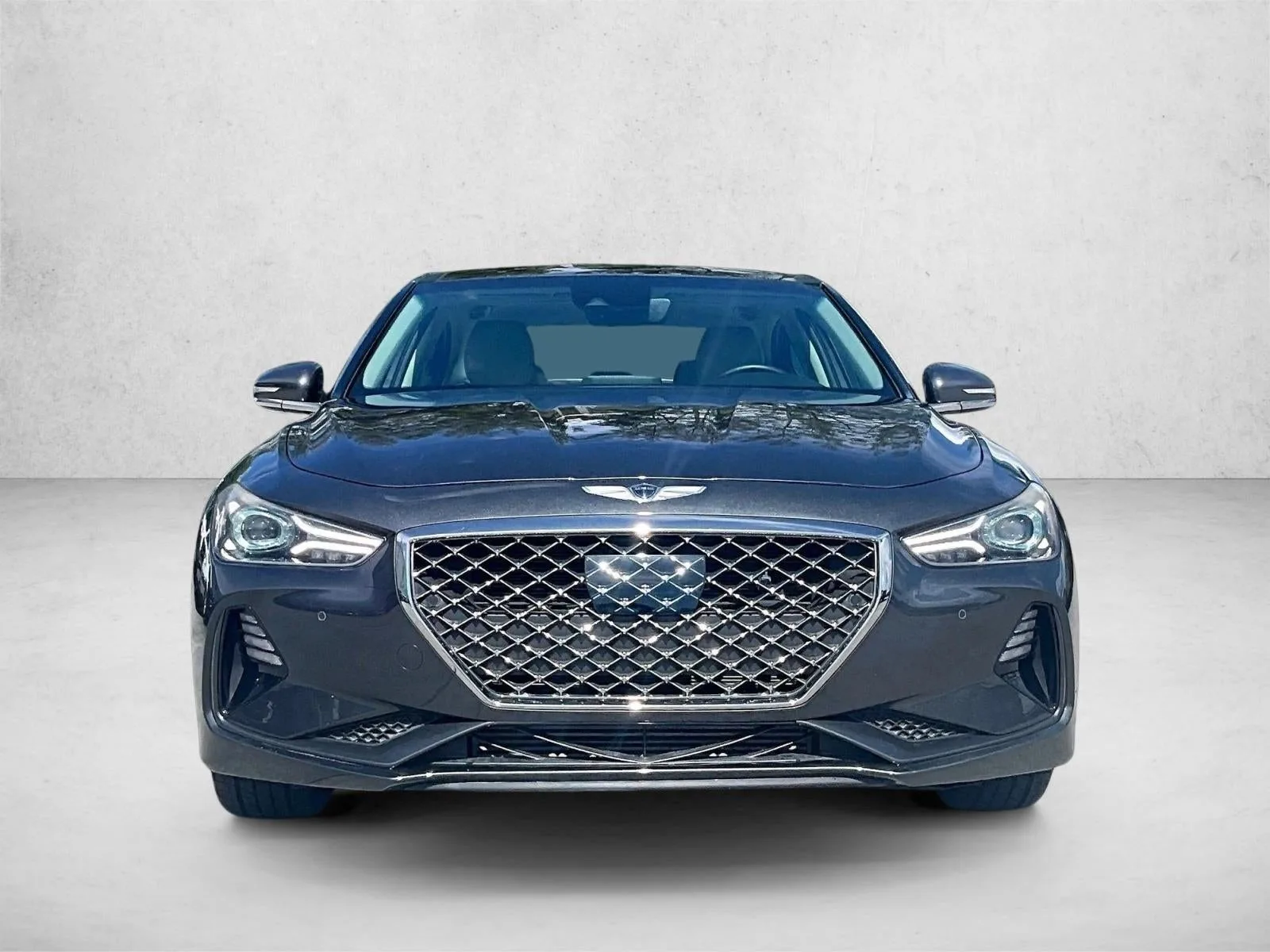 2020 Genesis G70 2.0T RWD photo 3