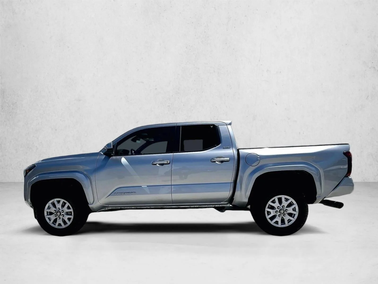 2024 Toyota Tacoma SR5 photo 6