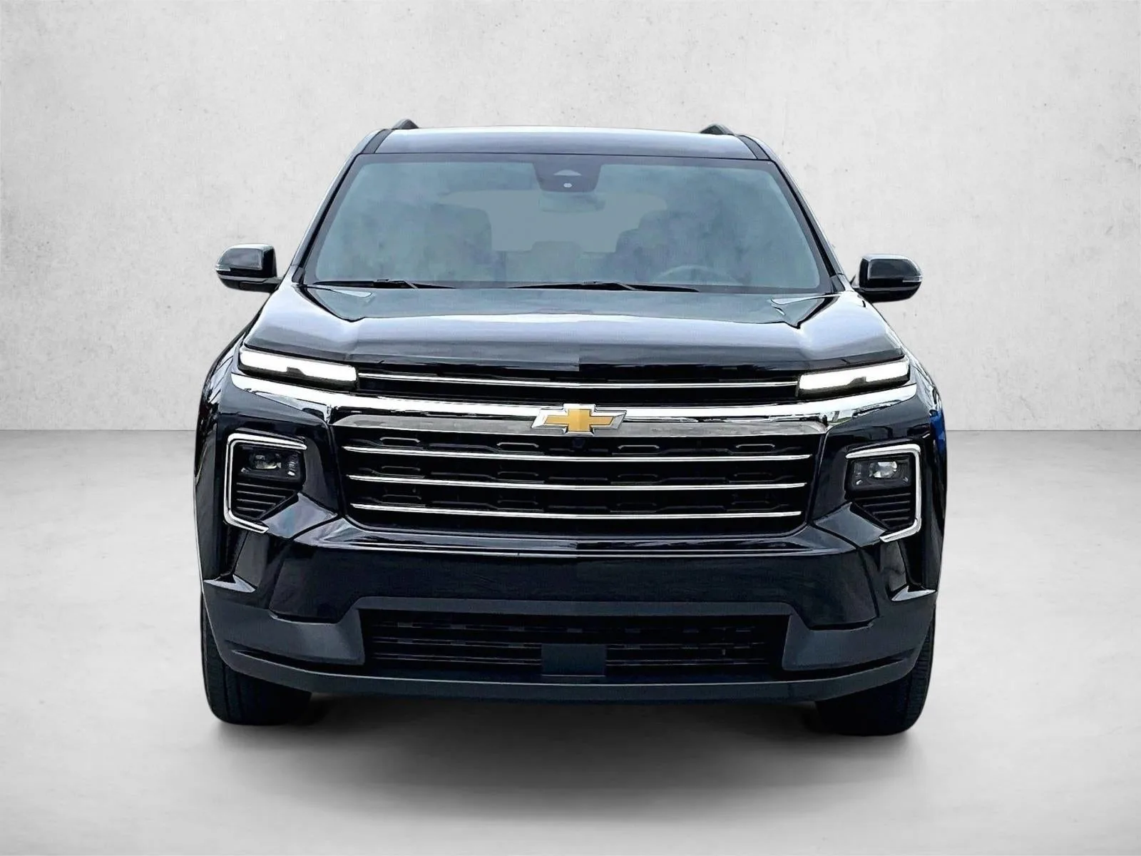 2025 Chevrolet Traverse LT photo 3