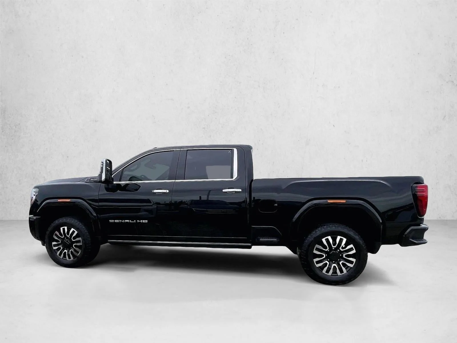 2024 GMC Sierra 2500 HD Denali Ultimate photo 6