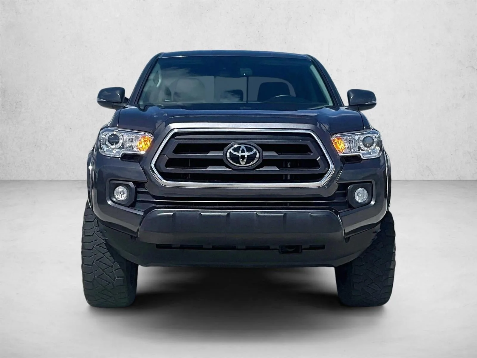 2023 Toyota Tacoma SR5 V6 photo 3