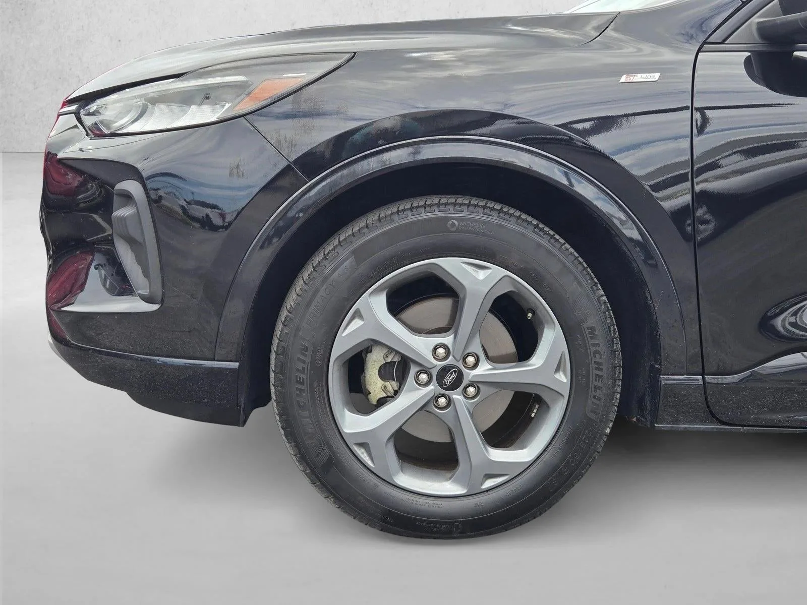 2024 Ford Escape ST-Line FWD photo 9
