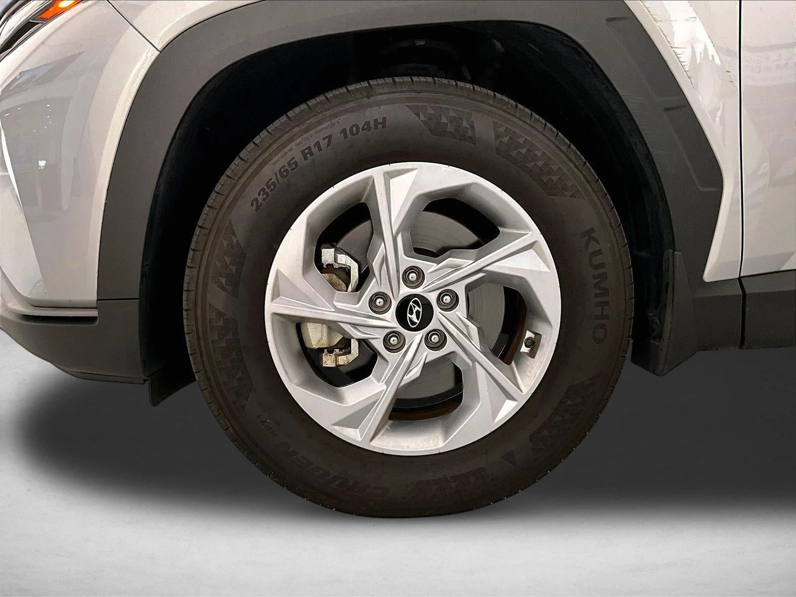 2024 Hyundai Tucson SE photo 10