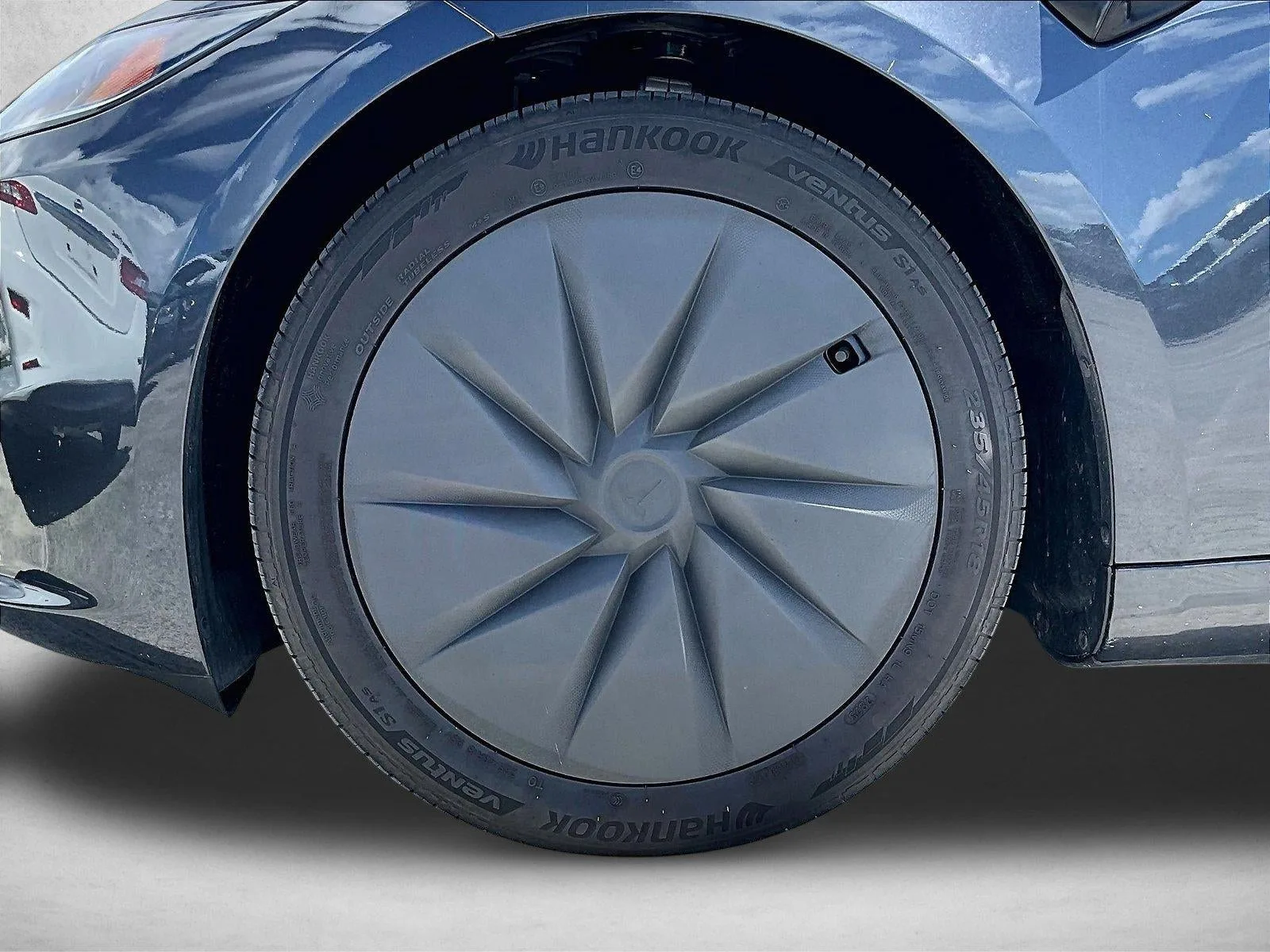 2026 Tesla Model 3 Premium photo 10