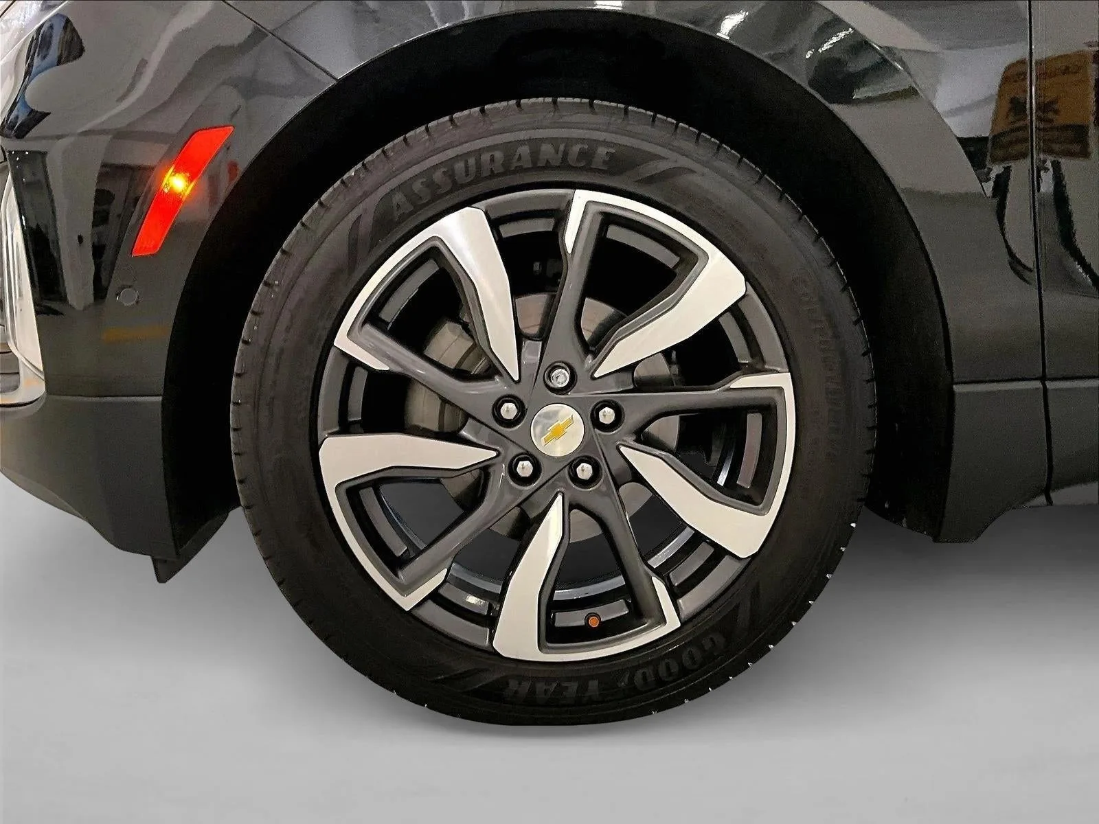 2022 Chevrolet Equinox Premier photo 10