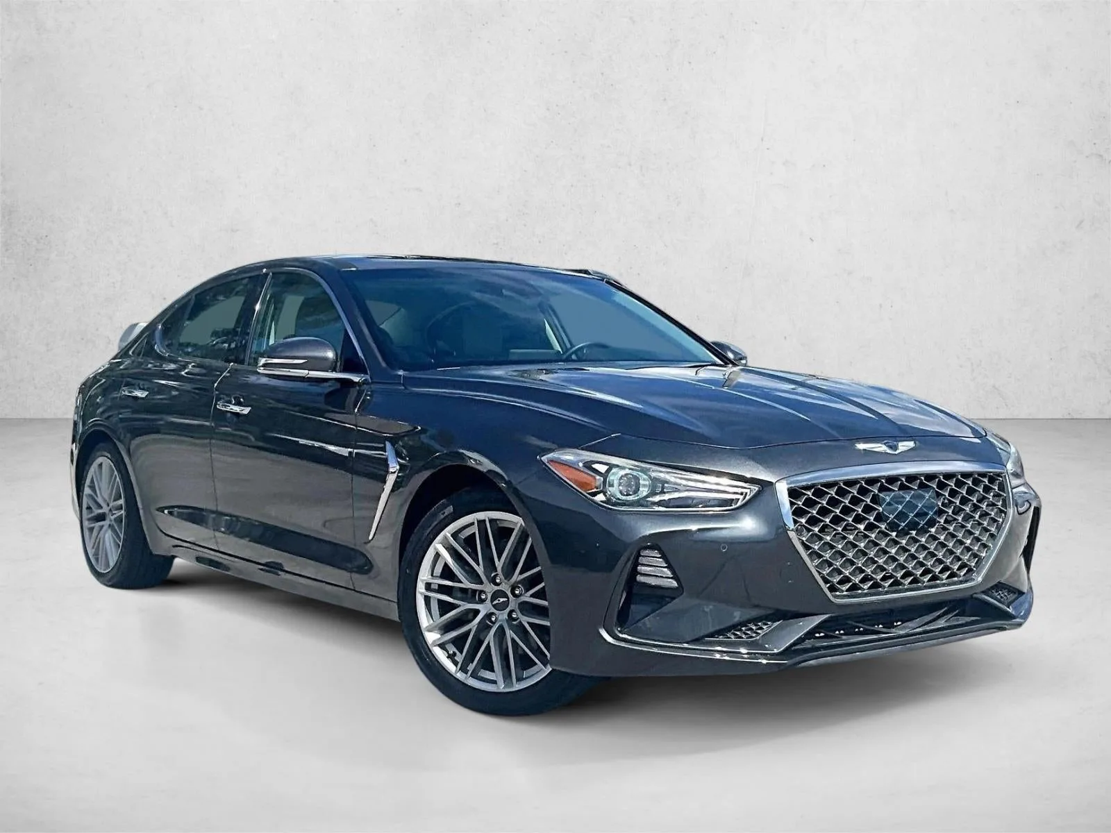 2020 Genesis G70 2.0T RWD photo 12