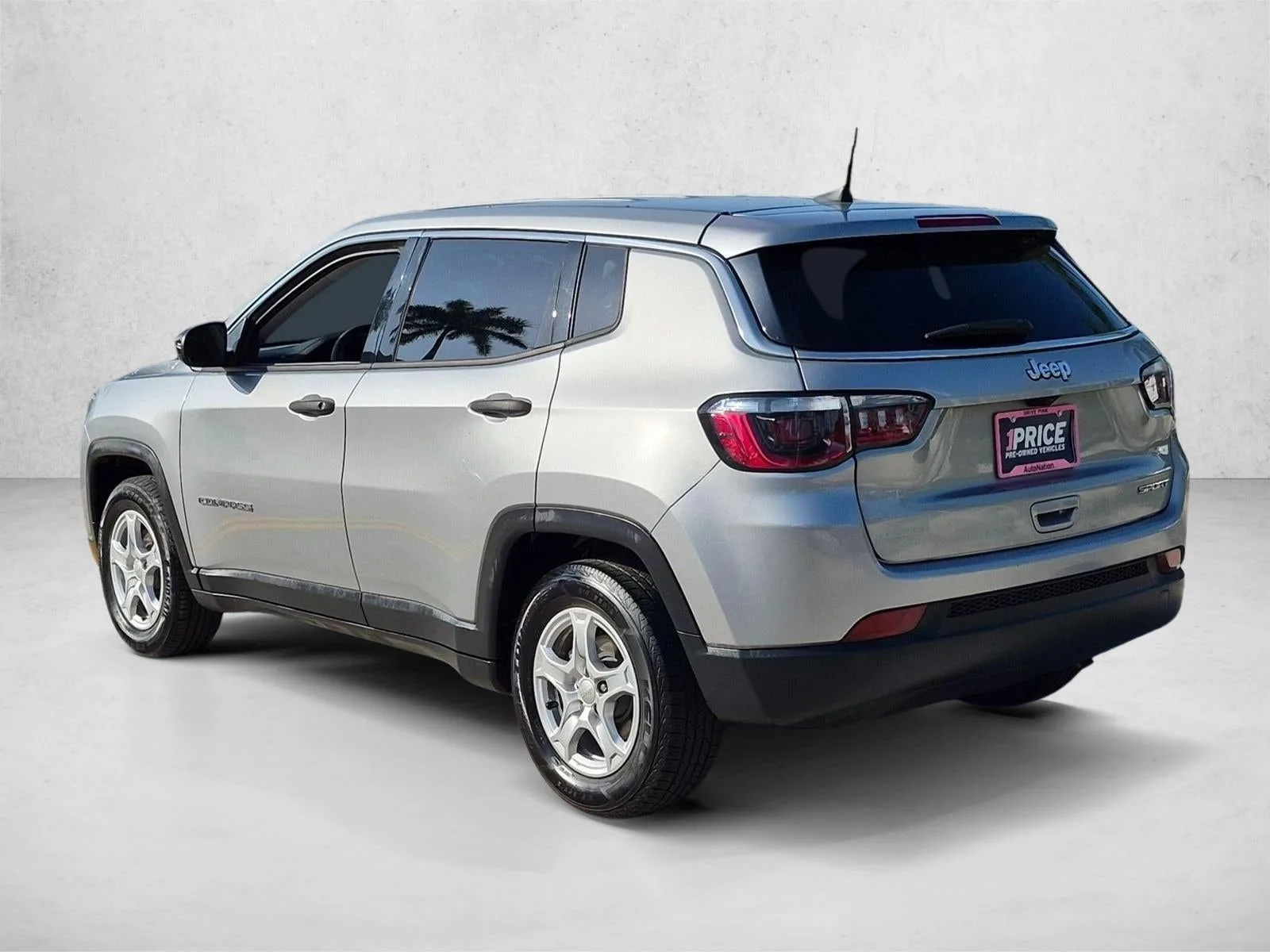 2022 Jeep Compass Sport FWD photo 8