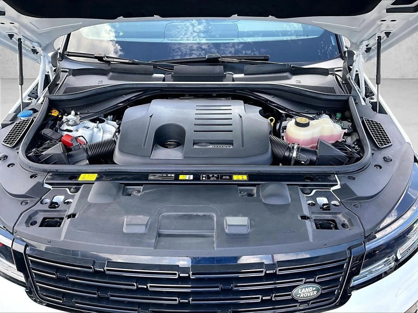 2025 Land Rover Range Rover Sport P460 Dynamic SE photo 11