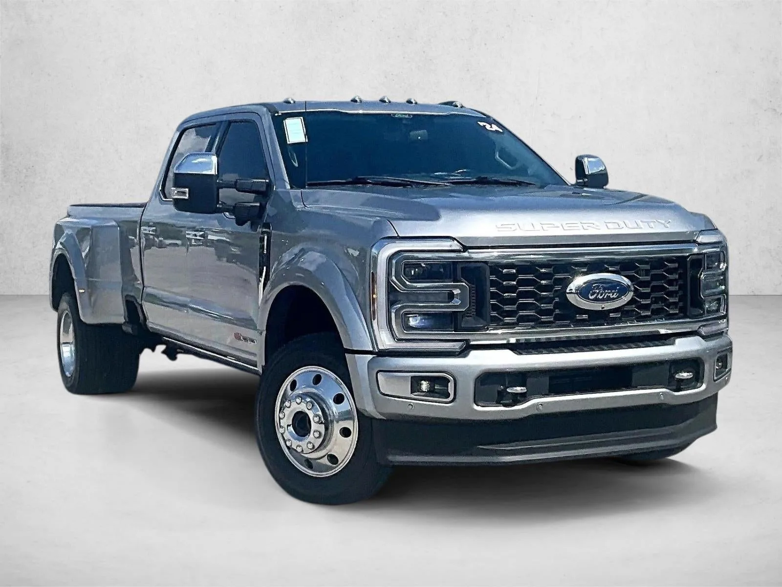 2024 Ford F-450 Limited photo 12