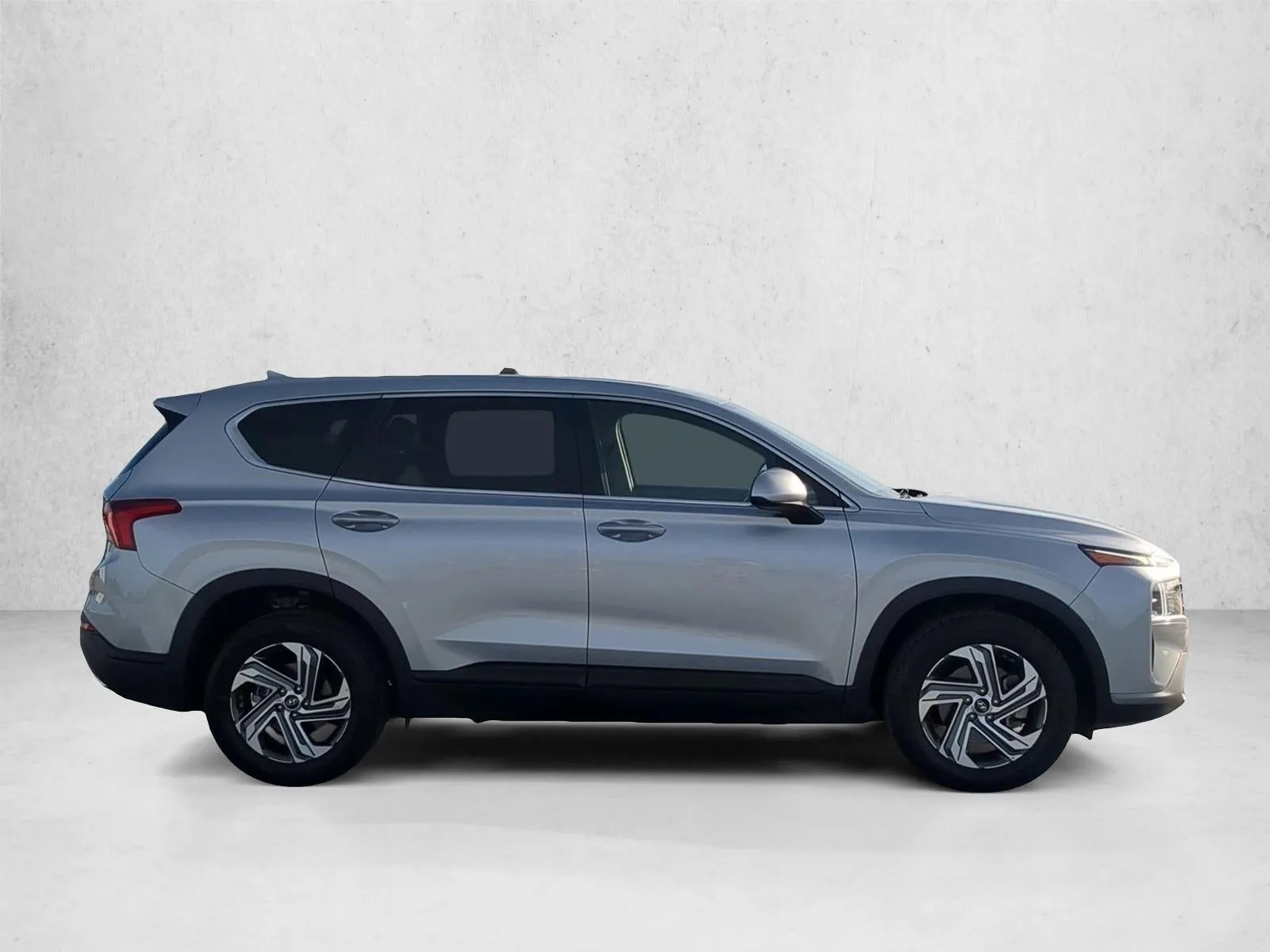 2023 Hyundai Santa Fe SE photo 4