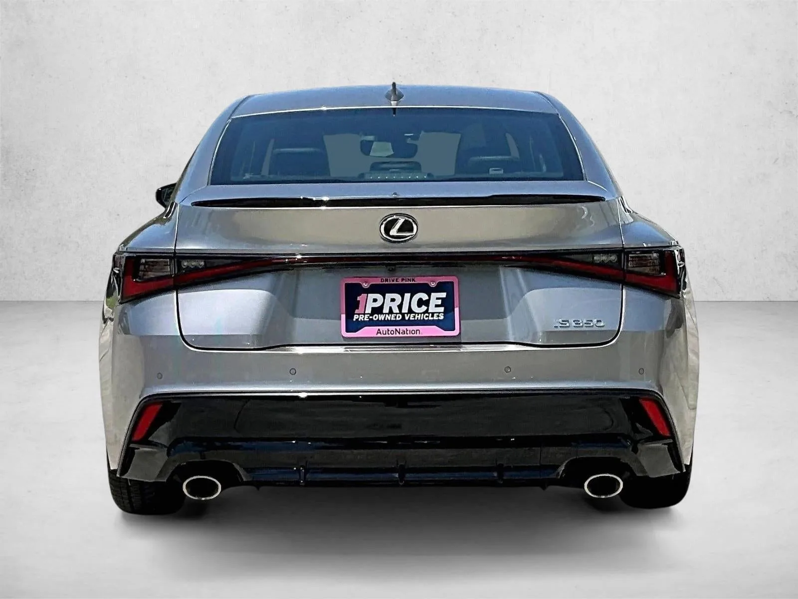 2023 Lexus IS 350 F SPORT photo 4