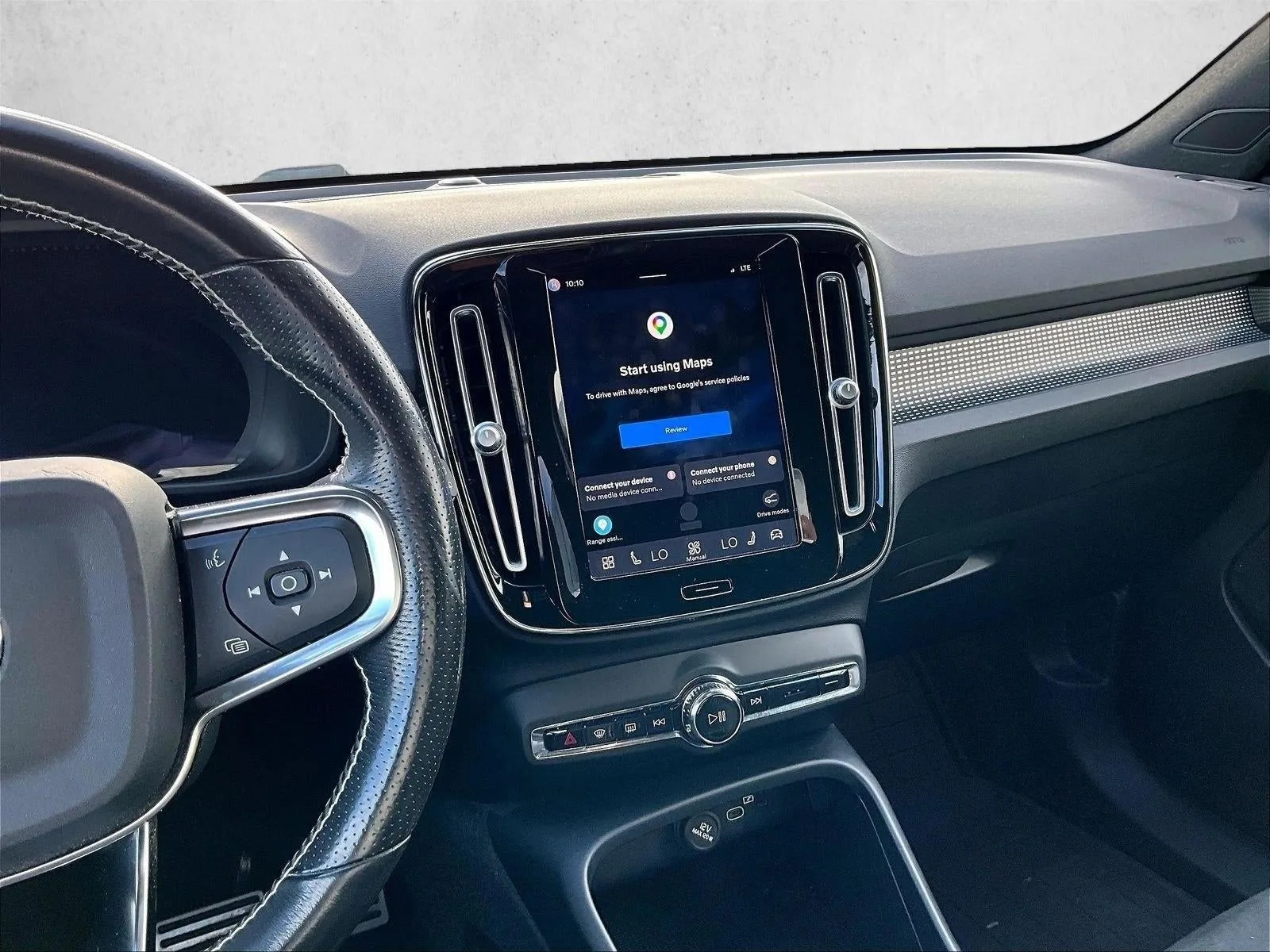 2021 Volvo XC40 Recharge Pure Electric Base photo 8