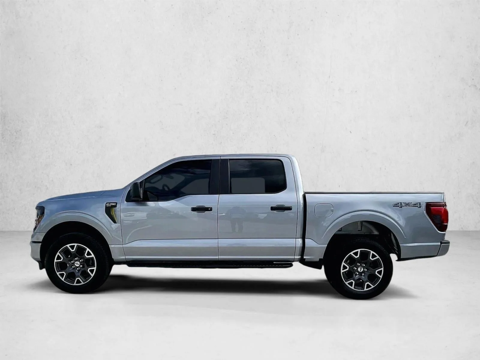 2025 Ford F-150 STX photo 6