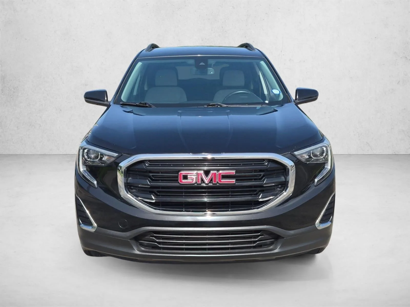 2020 GMC Terrain FWD SLE photo 2
