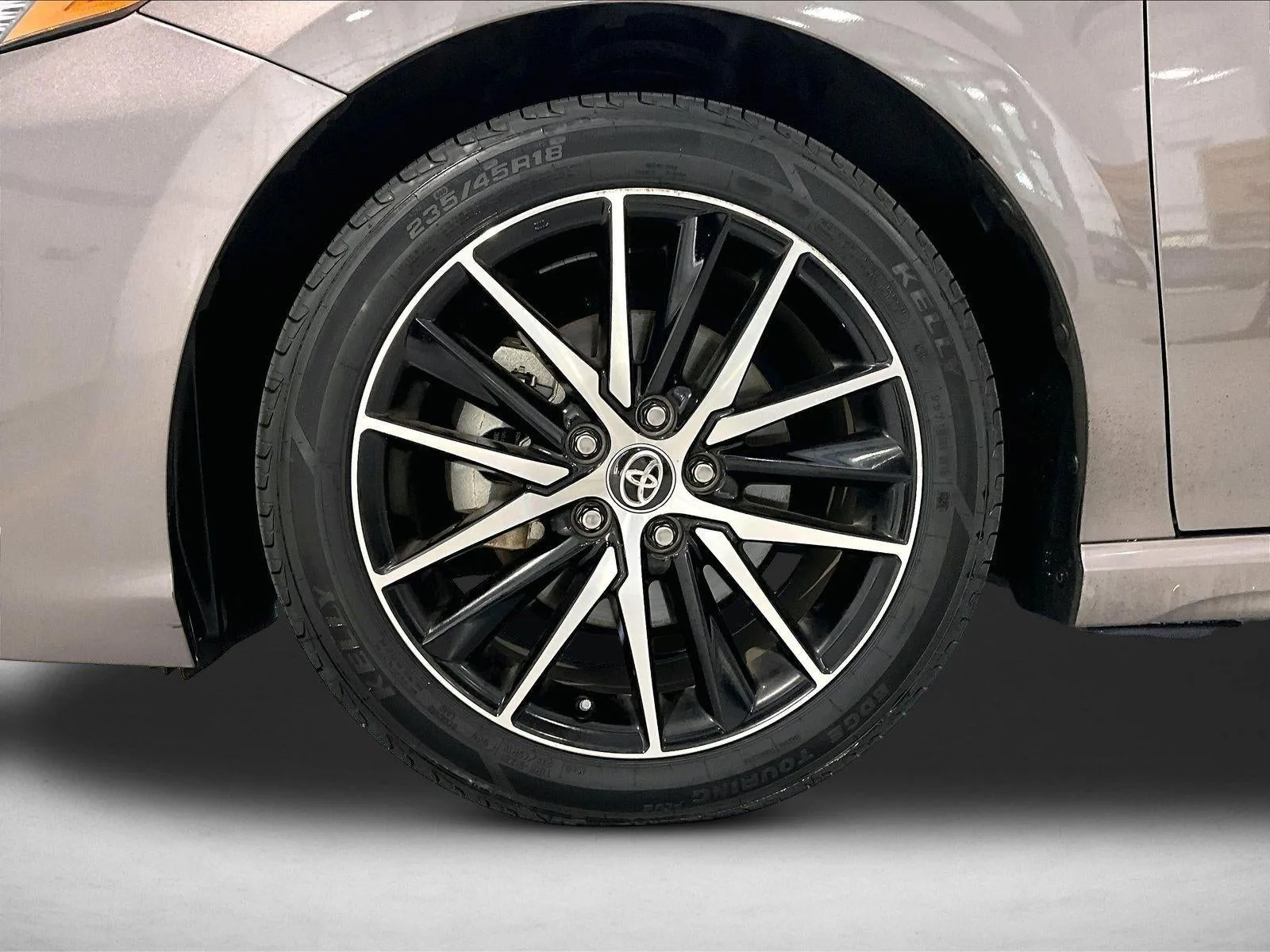 2024 Toyota Camry SE photo 10