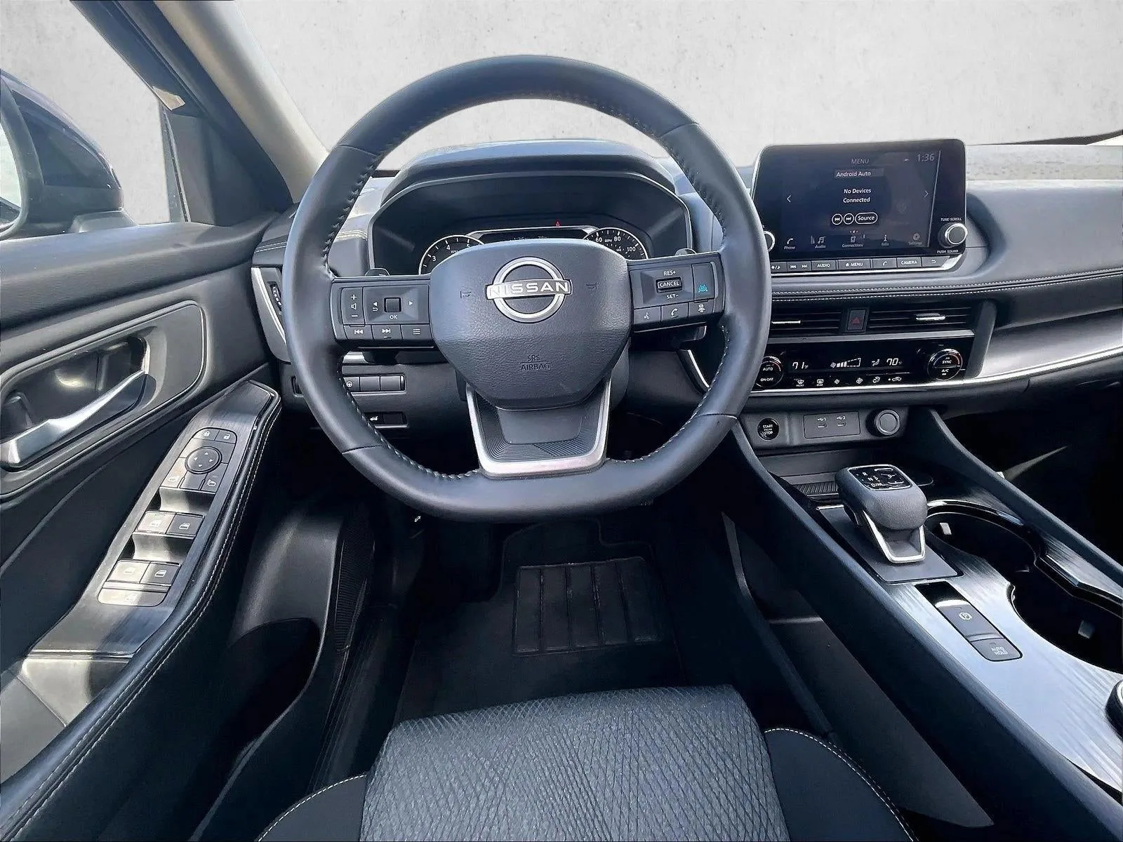 2025 Nissan Rogue SV Intelligent AWD photo 7