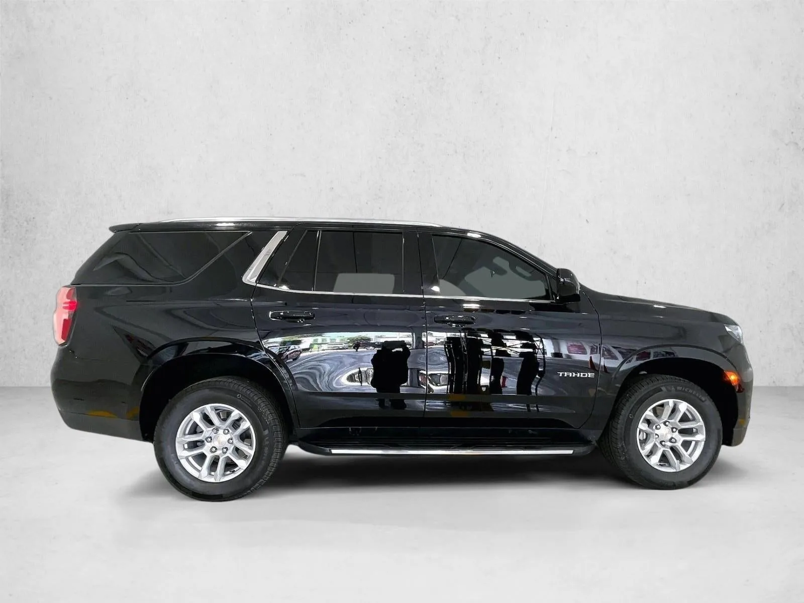 2022 Chevrolet Tahoe LS photo 5