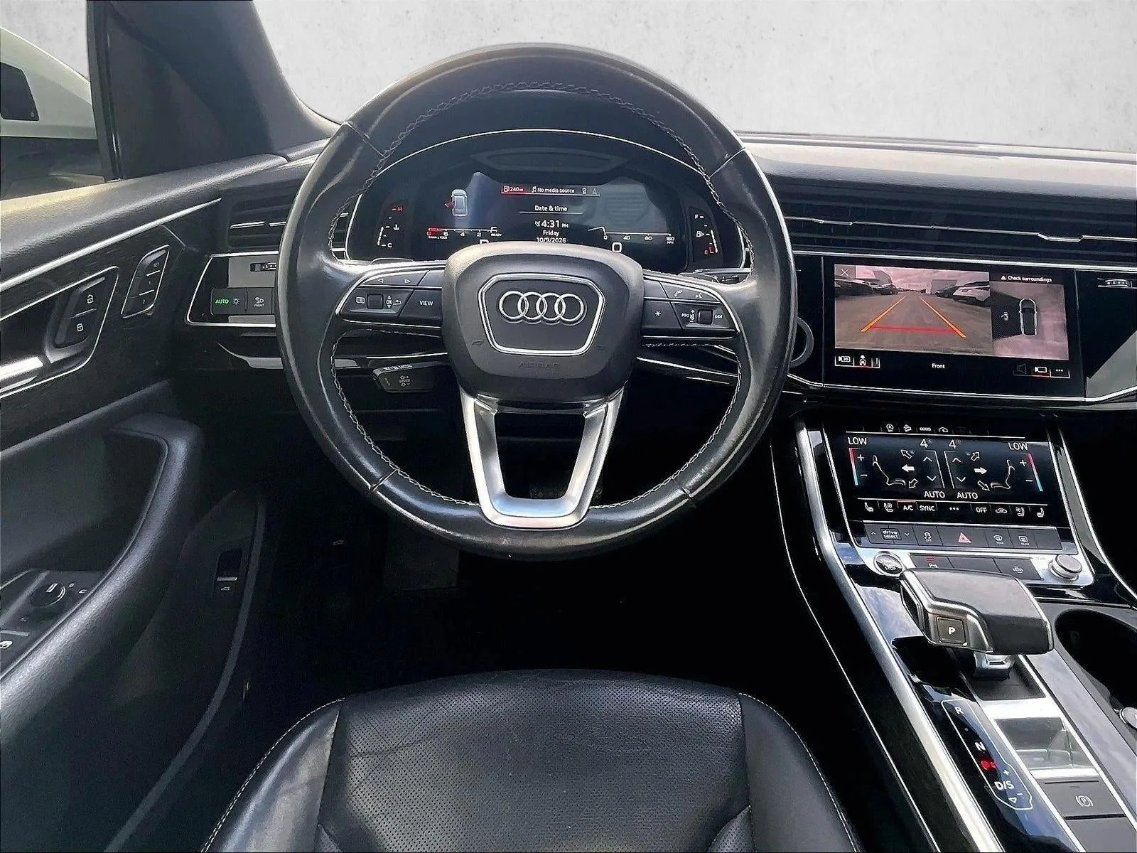 2021 Audi Q8 Premium Plus 55 TFSI quattro Tiptronic photo 7