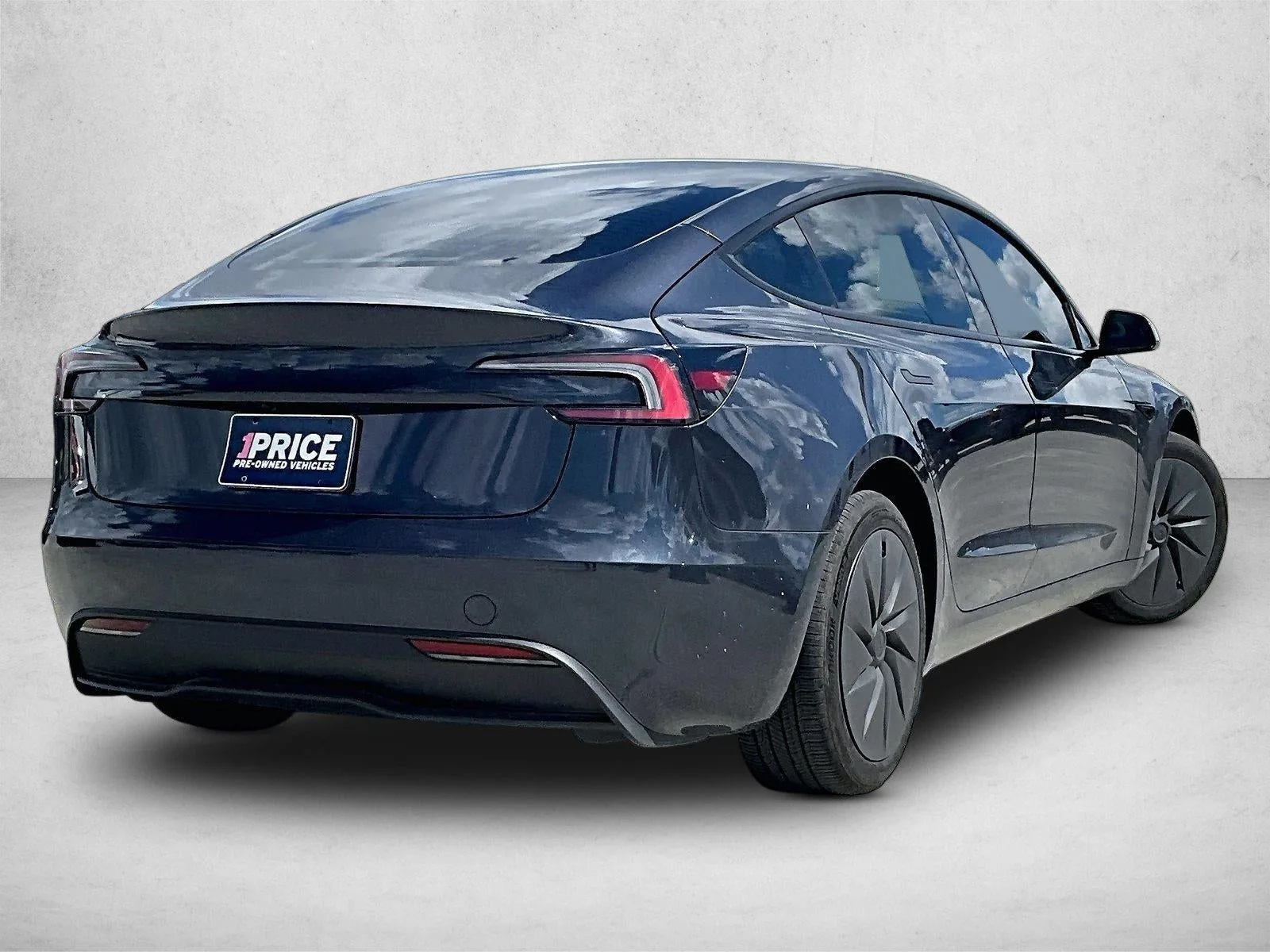 2026 Tesla Model 3 Premium photo 2