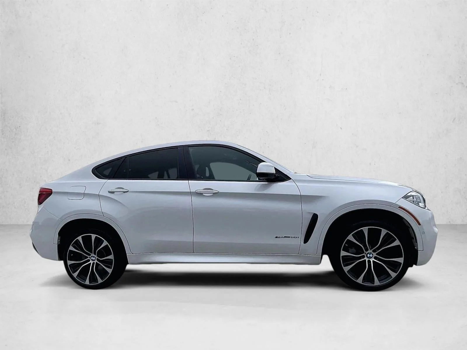 2019 BMW X6 xDrive50i photo 5