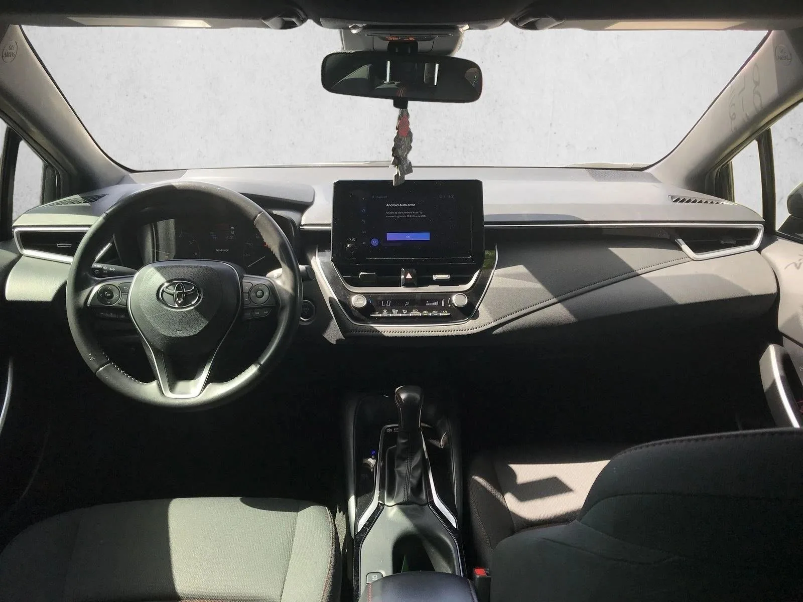2023 Toyota Corolla Hybrid SE Infrared FWD (Natl) photo 9