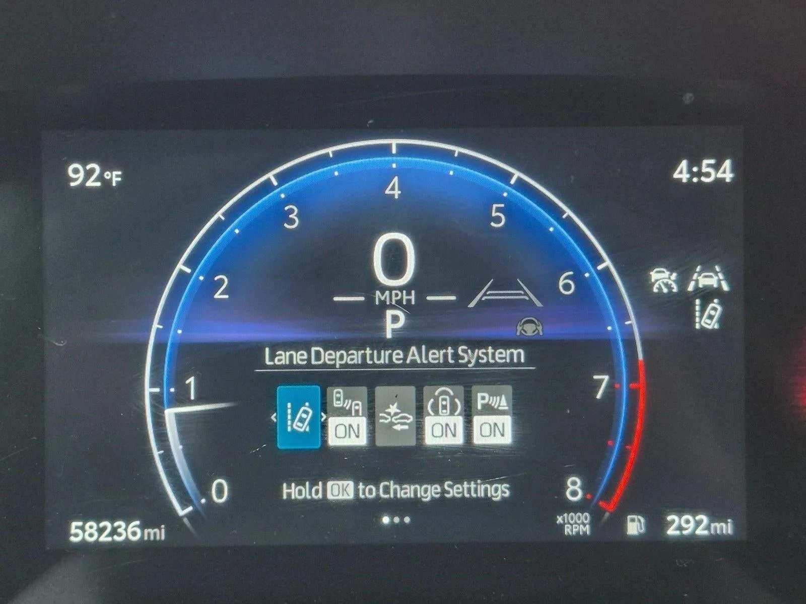 2024 Toyota Corolla Cross XLE 2WD (Natl) photo 10
